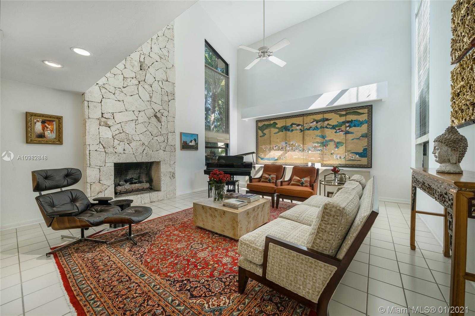 Small Image of 3760 SOUTH DOUGLAS RD, Miami Number 12