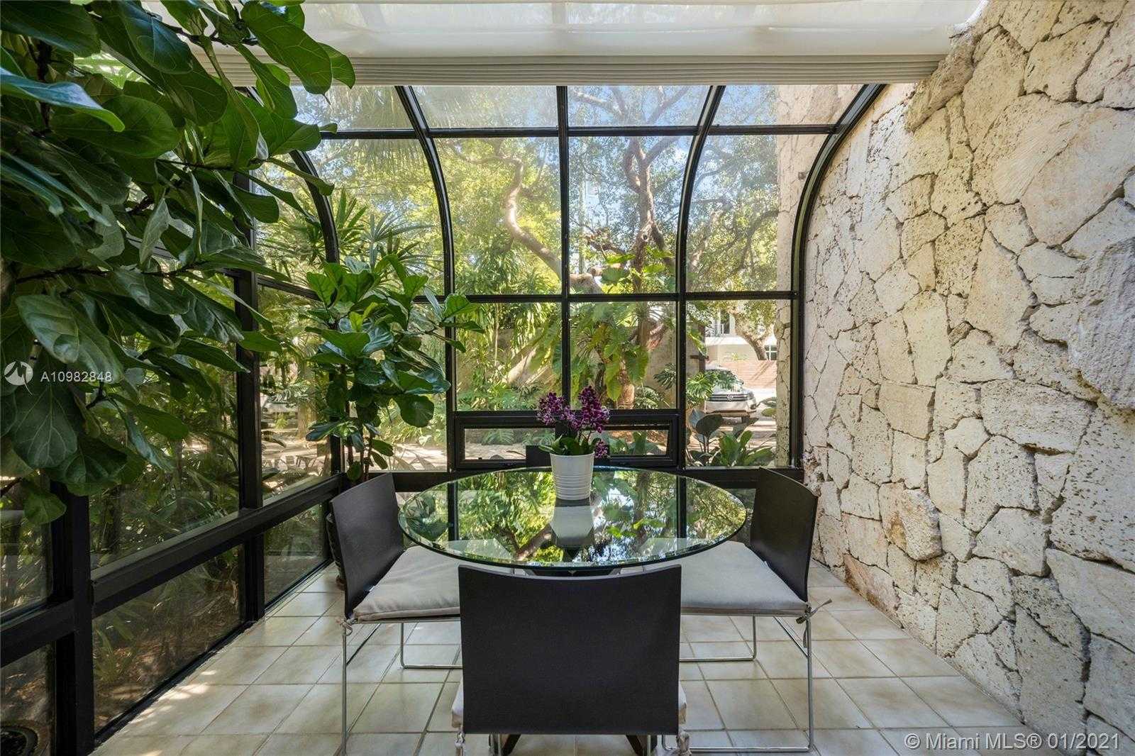 Small Image of 3760 SOUTH DOUGLAS RD, Miami Number 16