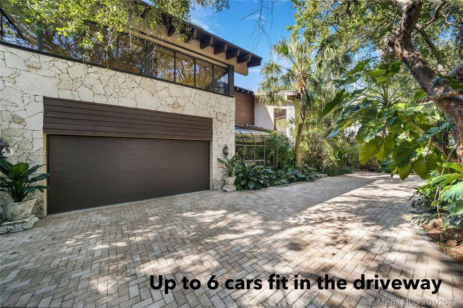 Small Image of 3760 SOUTH DOUGLAS RD, Miami Number 21