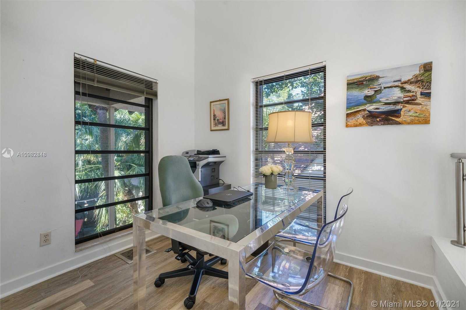 Small Image of 3760 SOUTH DOUGLAS RD, Miami Number 35