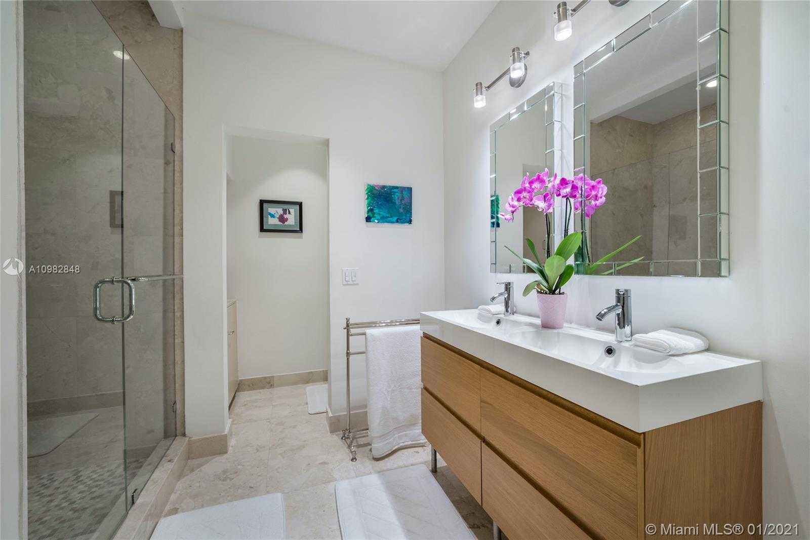 Small Image of 3760 SOUTH DOUGLAS RD, Miami Number 44