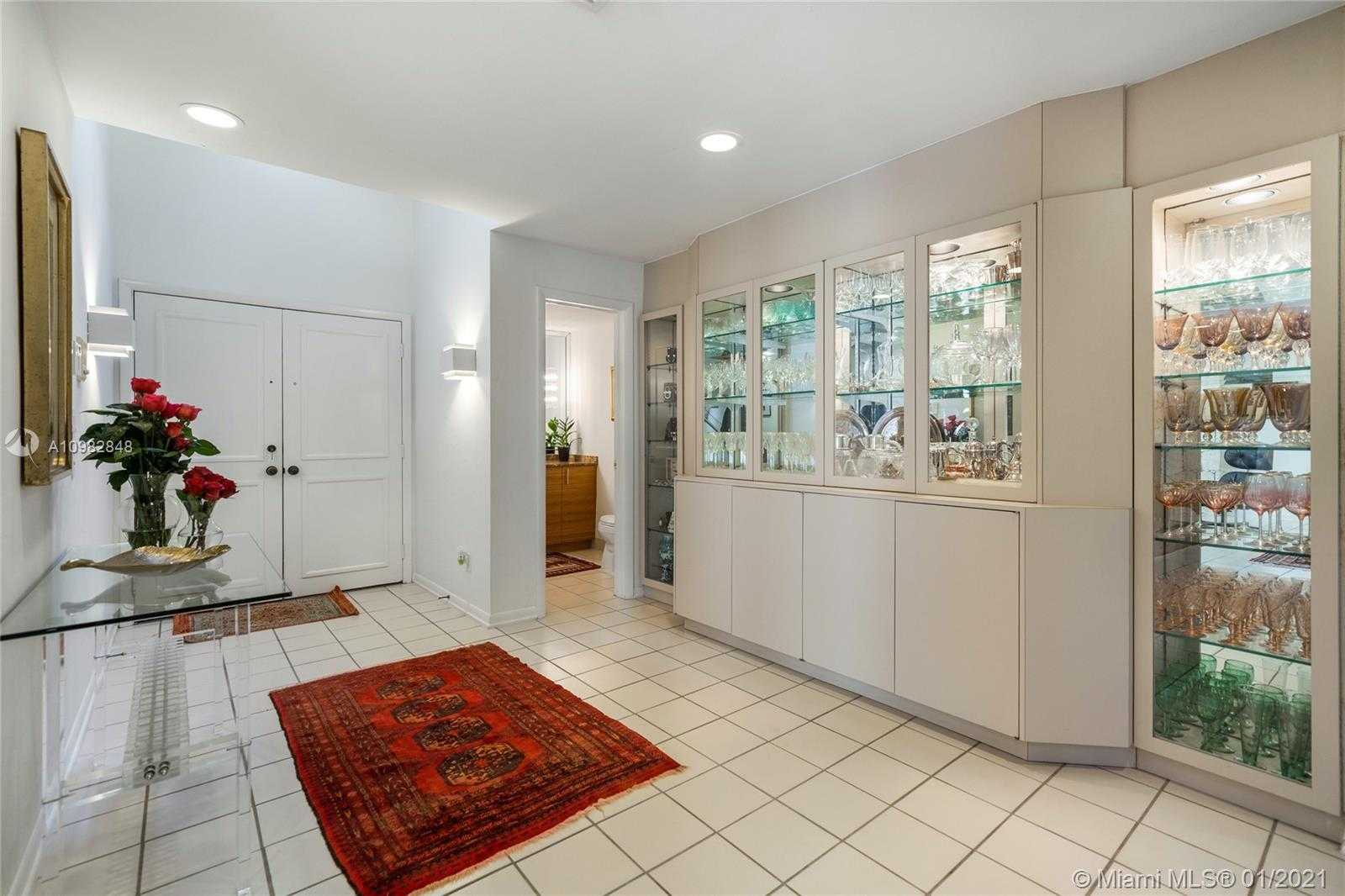Small Image of 3760 SOUTH DOUGLAS RD, Miami Number 61