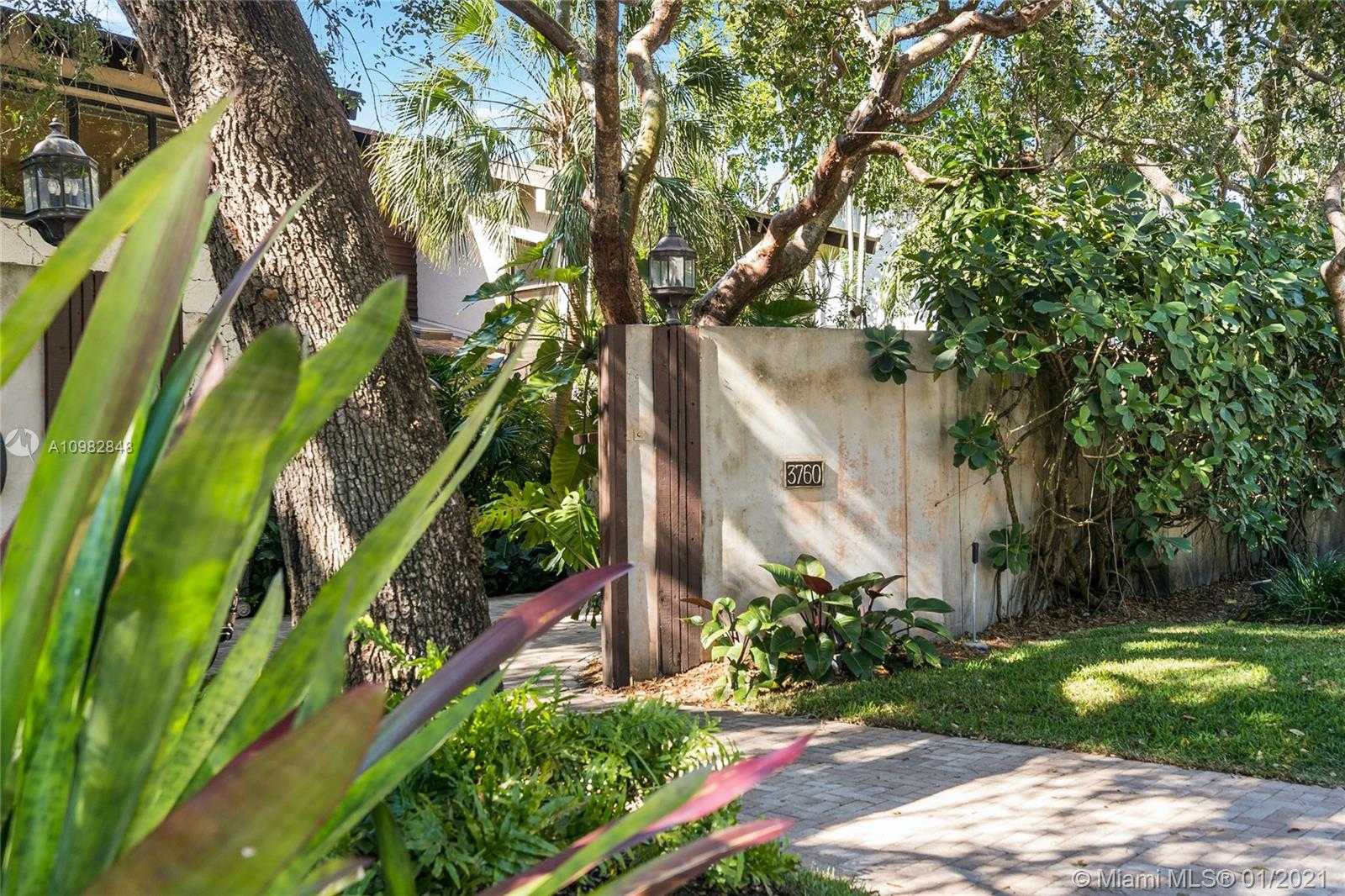Small Image of 3760 SOUTH DOUGLAS RD, Miami Number 65