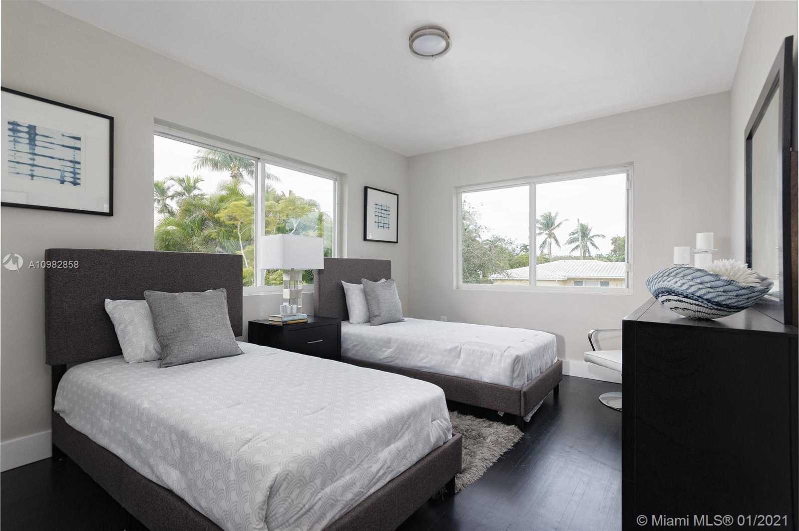 Small Image of 1226 NORTH EAST 100TH ST, Miami Shores Number 15