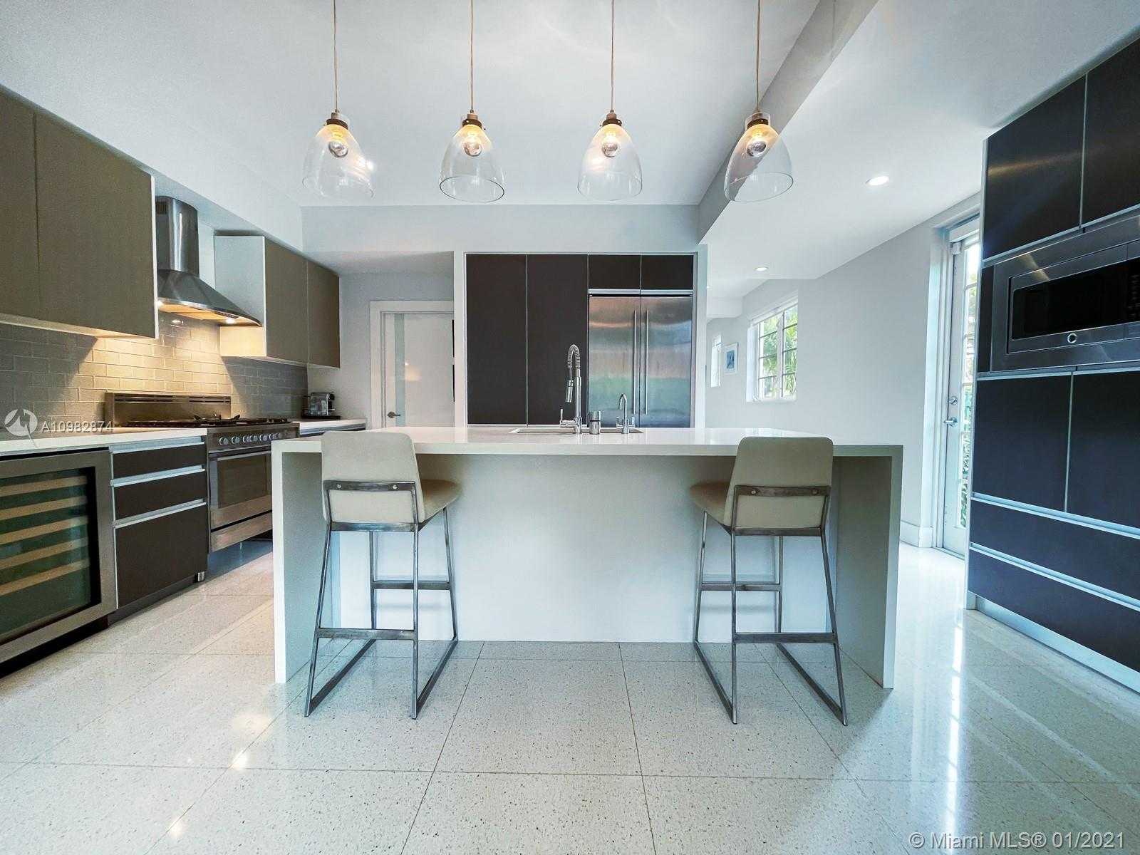 Small Image of 3193 ROYAL PALM AVE, Miami Beach Number 7