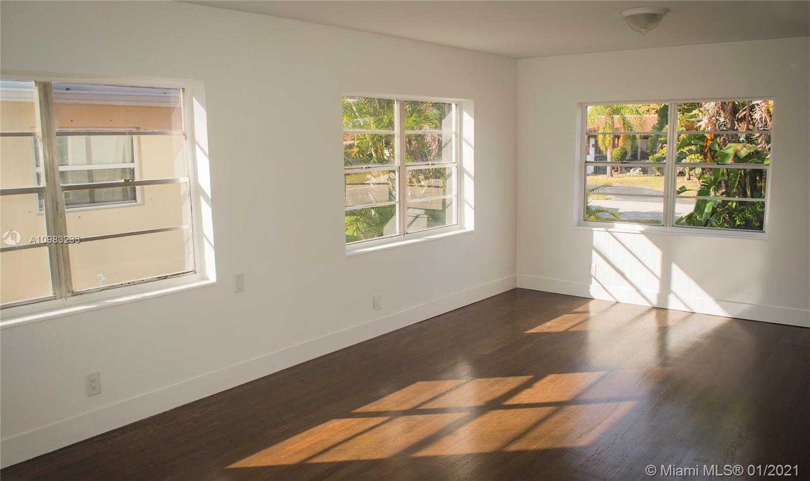 Small Image of 60 NORTH EAST 45TH CT, Oakland Park Number 2
