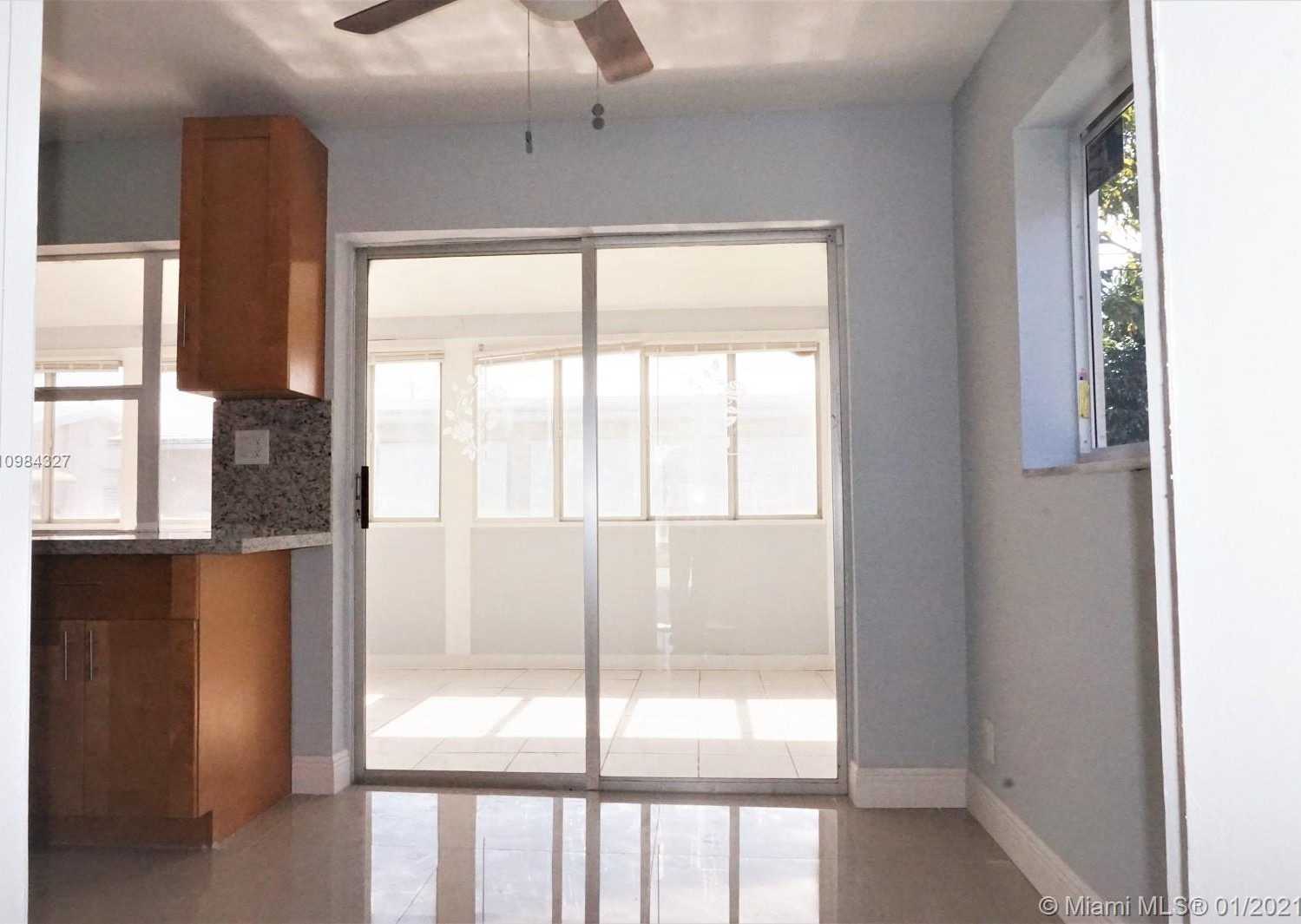Small Image of 7112 NORTH WEST 57TH DR, Tamarac Number 12