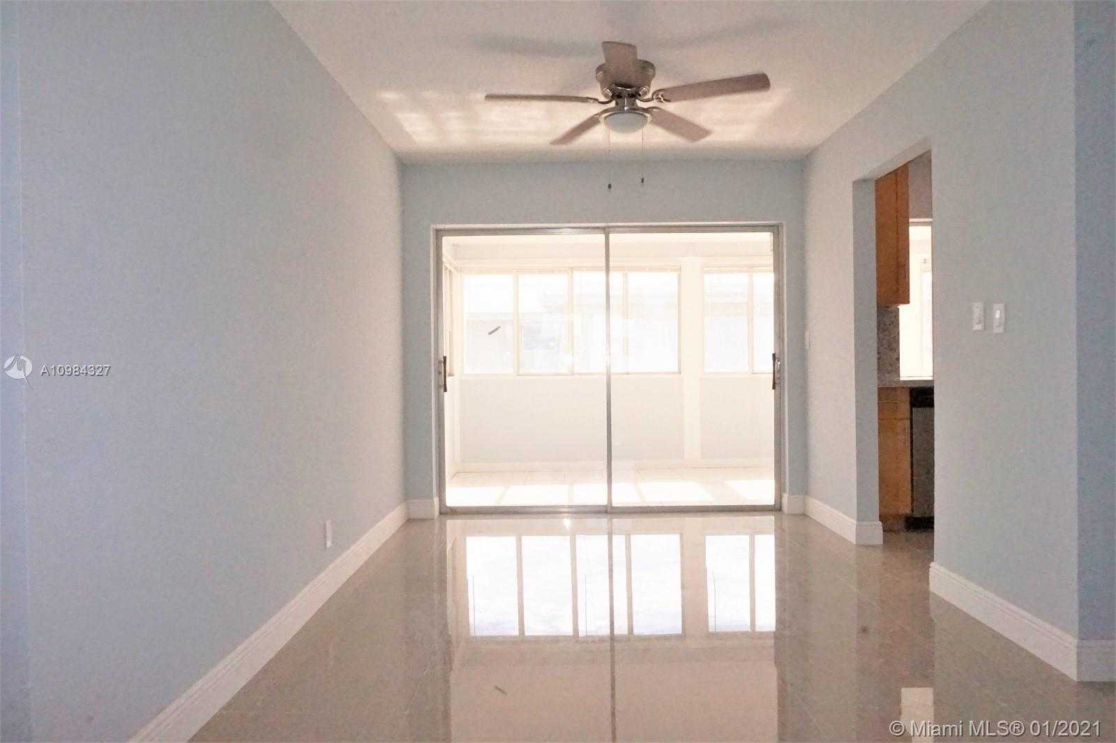 Small Image of 7112 NORTH WEST 57TH DR, Tamarac Number 9
