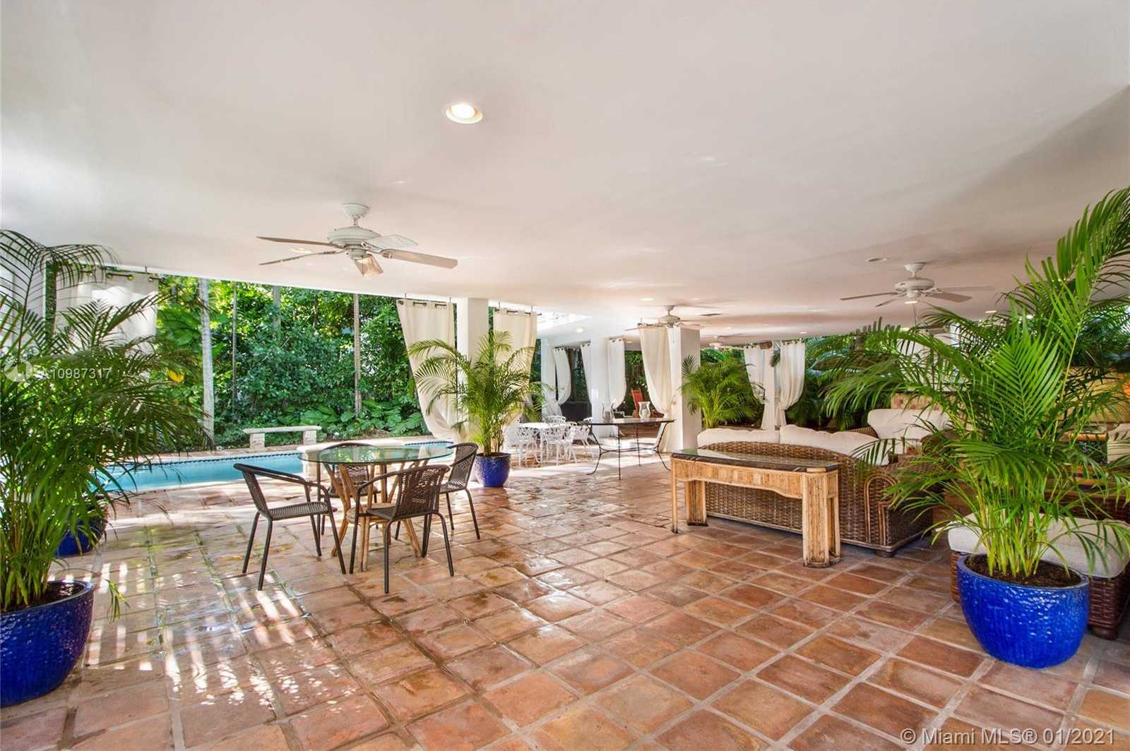 Small Image of 3550 EAST FAIRVIEW ST, Miami Number 11
