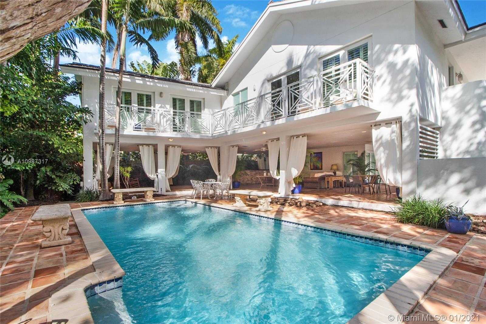 Small Image of 3550 EAST FAIRVIEW ST, Miami Number 13