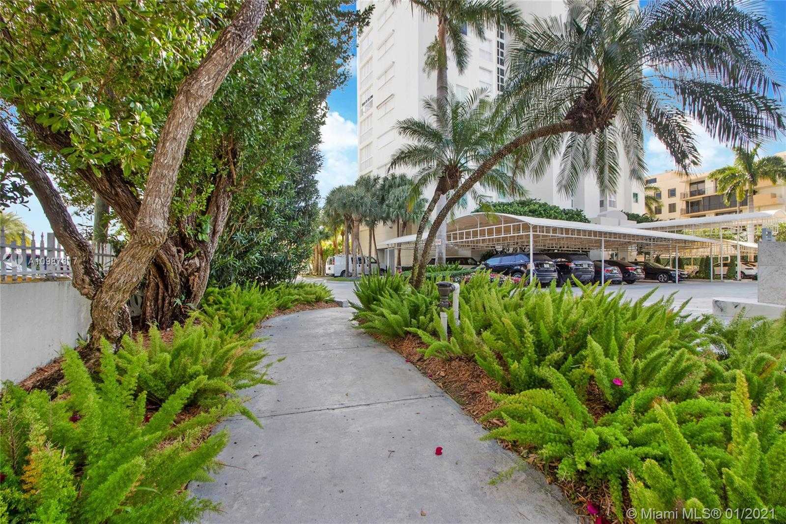 Small Image of 3550 EAST FAIRVIEW ST, Miami Number 14