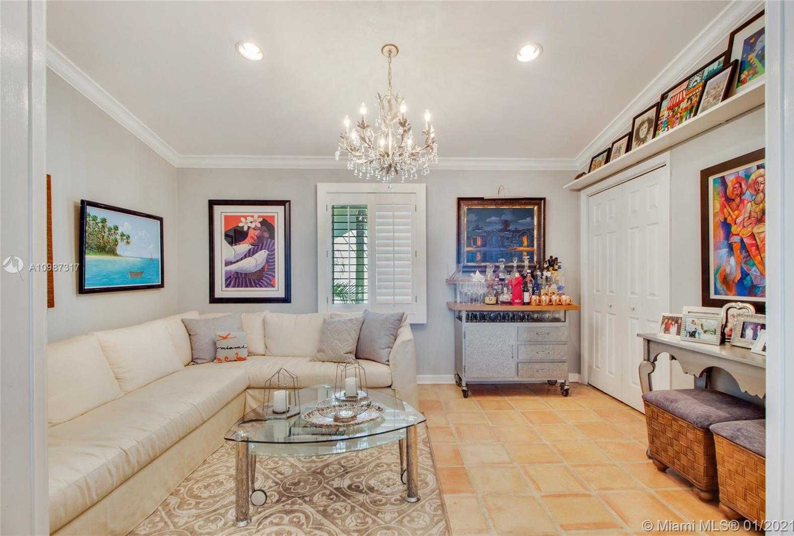Small Image of 3550 EAST FAIRVIEW ST, Miami Number 16