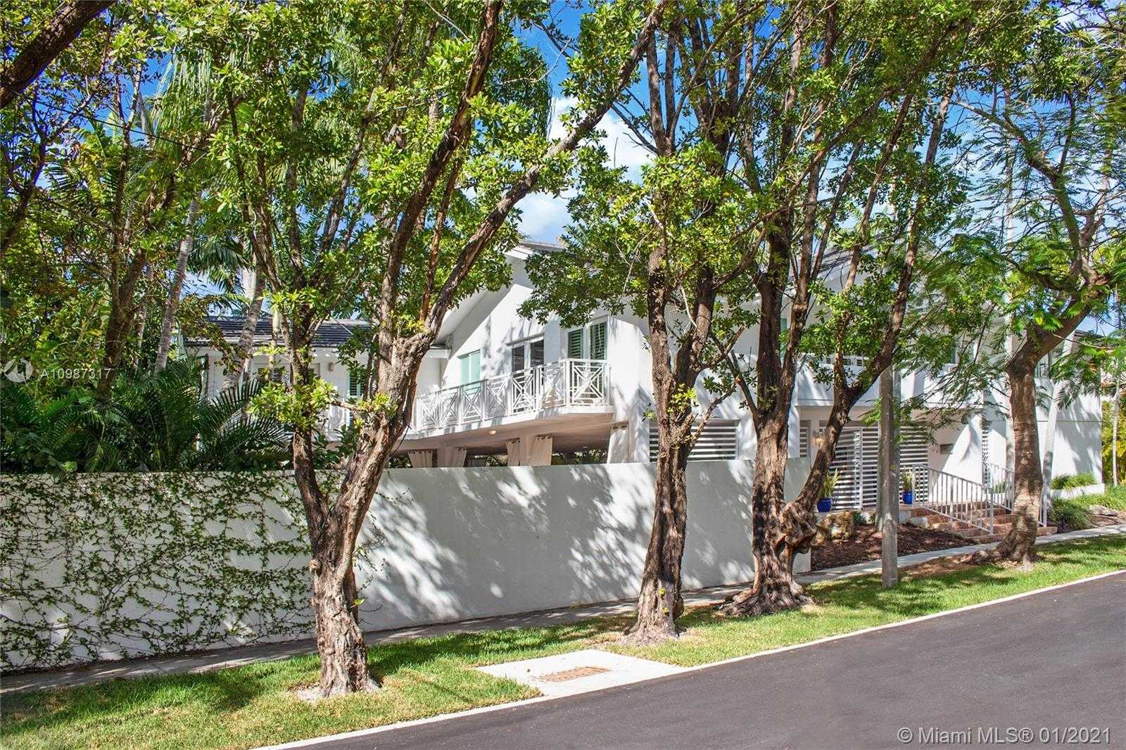 Small Image of 3550 EAST FAIRVIEW ST, Miami Number 18