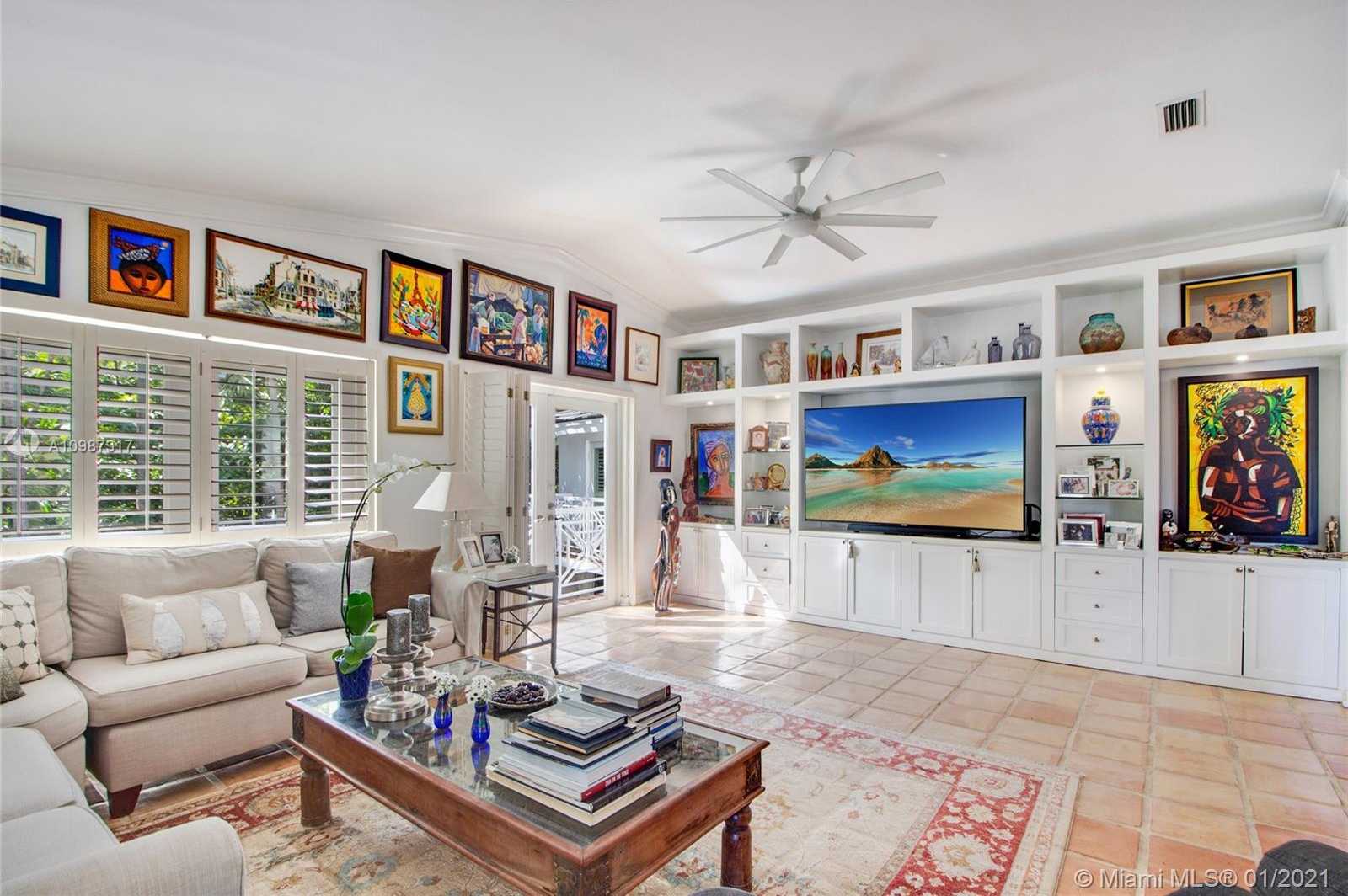 Small Image of 3550 EAST FAIRVIEW ST, Miami Number 3