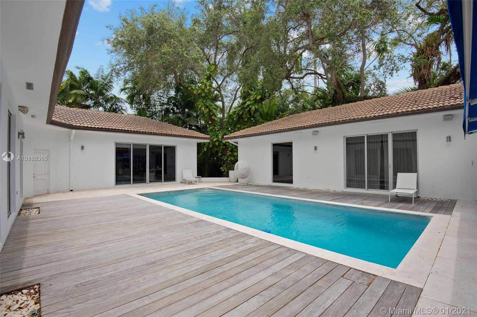 Small Image of 3200 AH WE WA ST, Miami Number 30