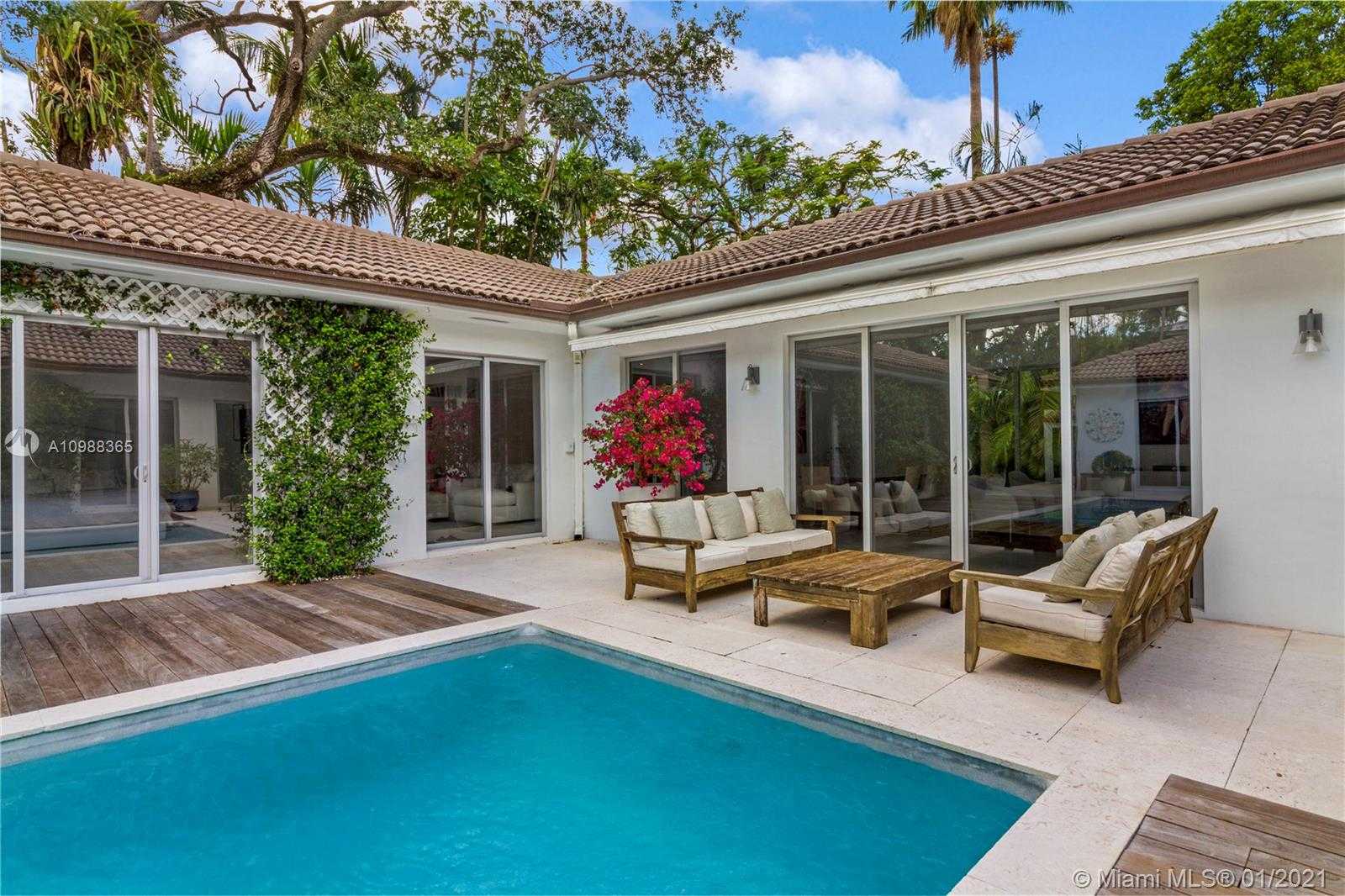Small Image of 3200 AH WE WA ST, Miami Number 34