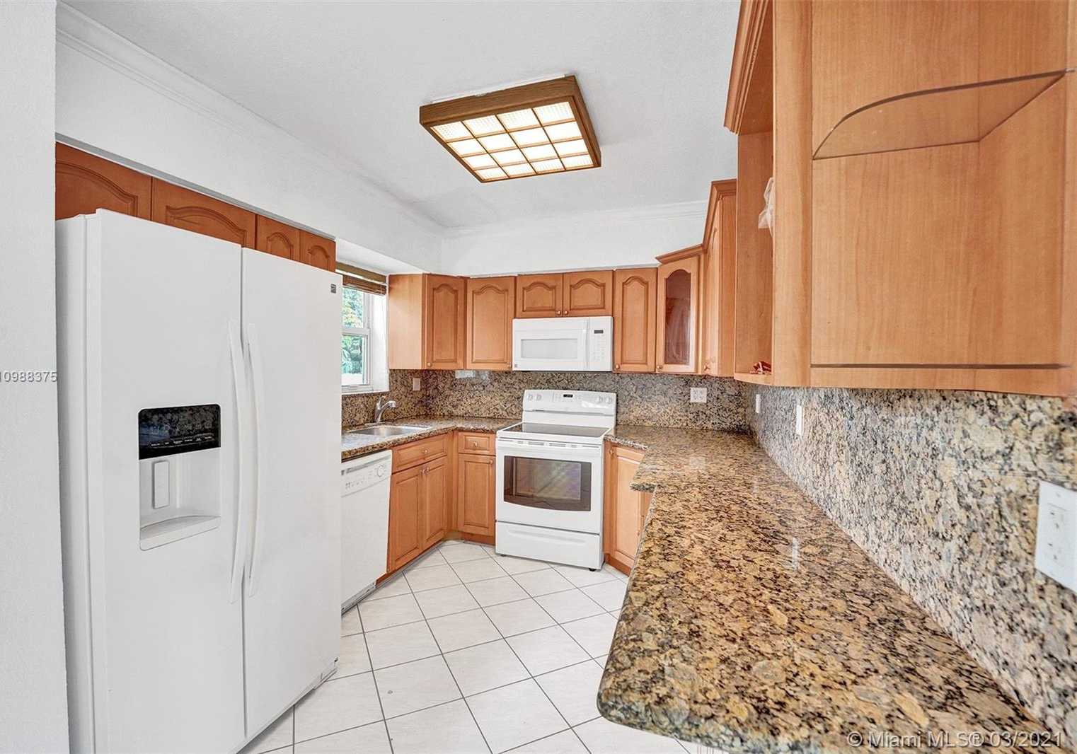 Small Image of 3941 NORTH WEST 13TH ST, Miami Number 10