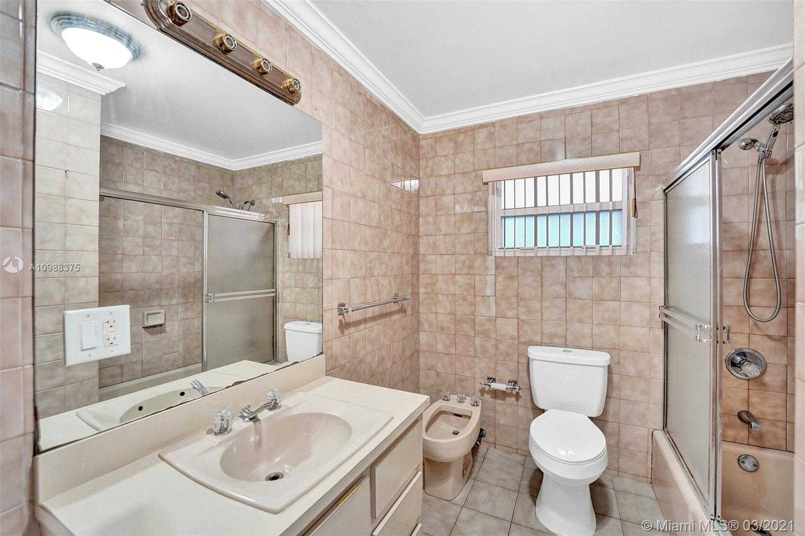 Small Image of 3941 NORTH WEST 13TH ST, Miami Number 17