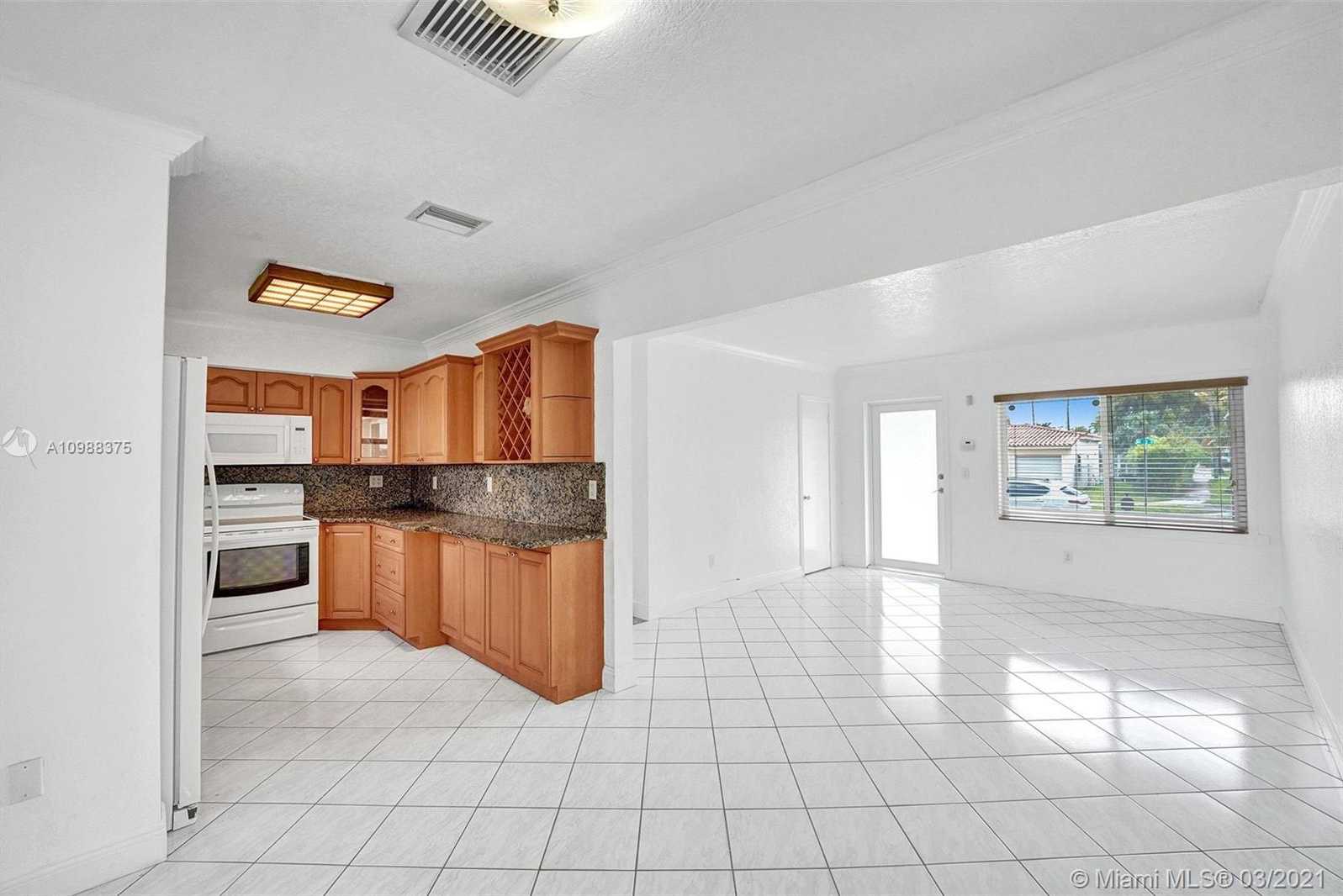Small Image of 3941 NORTH WEST 13TH ST, Miami Number 6
