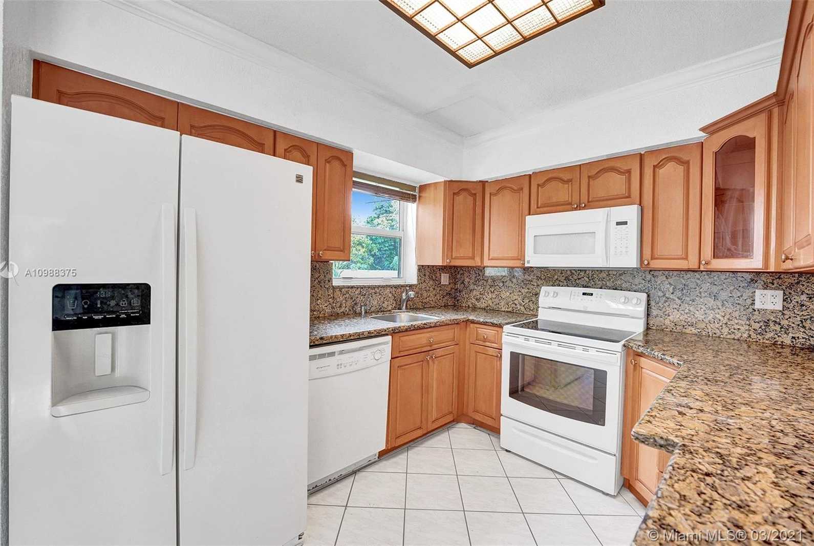 Small Image of 3941 NORTH WEST 13TH ST, Miami Number 7