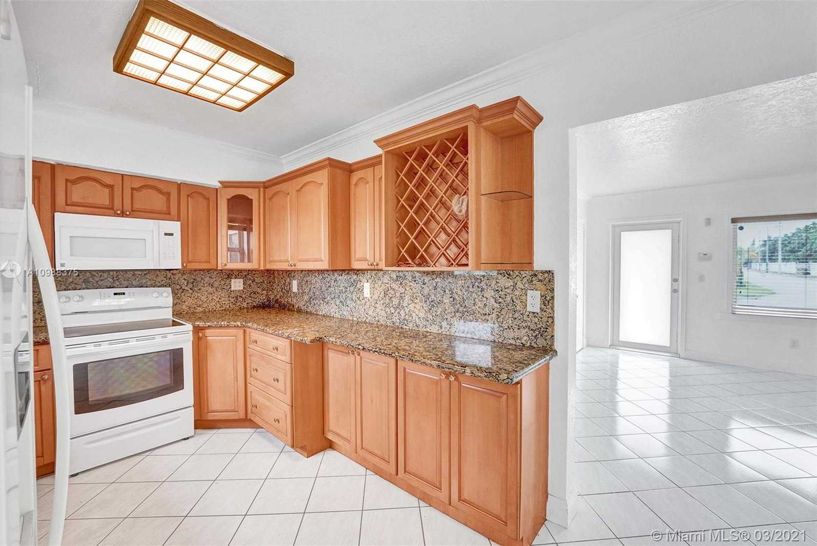 Small Image of 3941 NORTH WEST 13TH ST, Miami Number 8