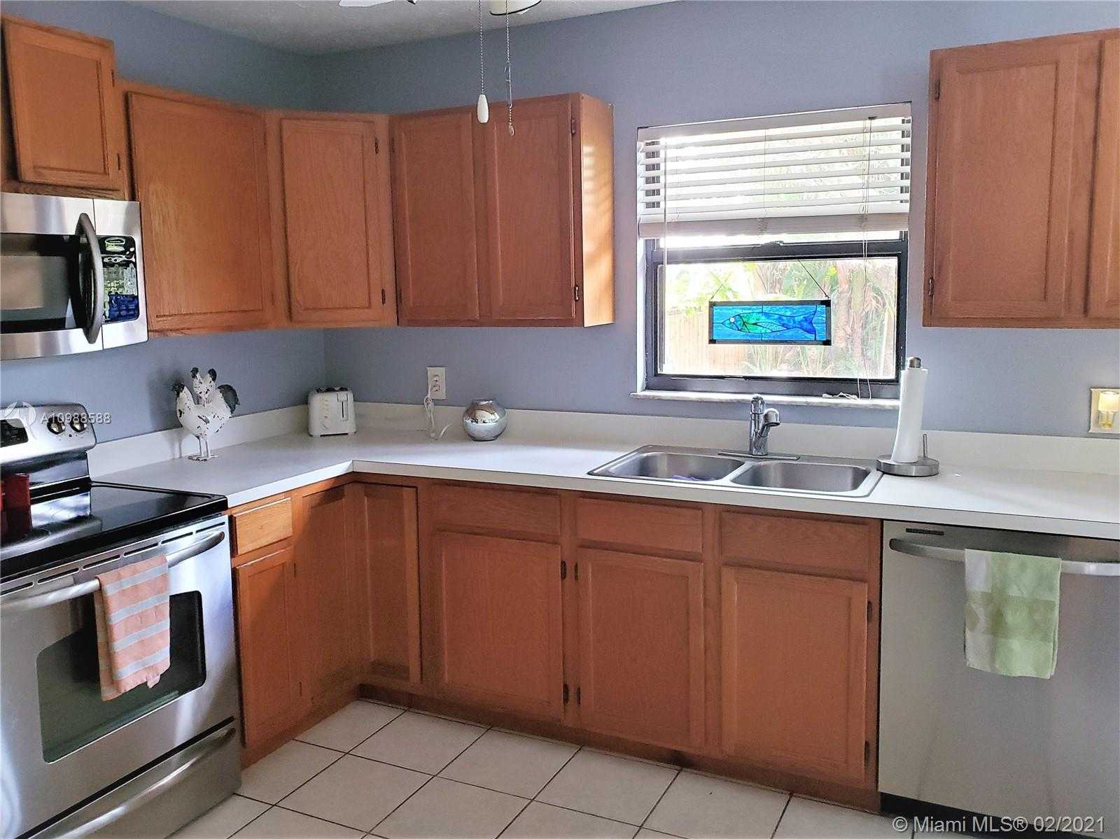 Small Image of 3726 SOUTH EAST MIDDLE ST, Stuart Number 18