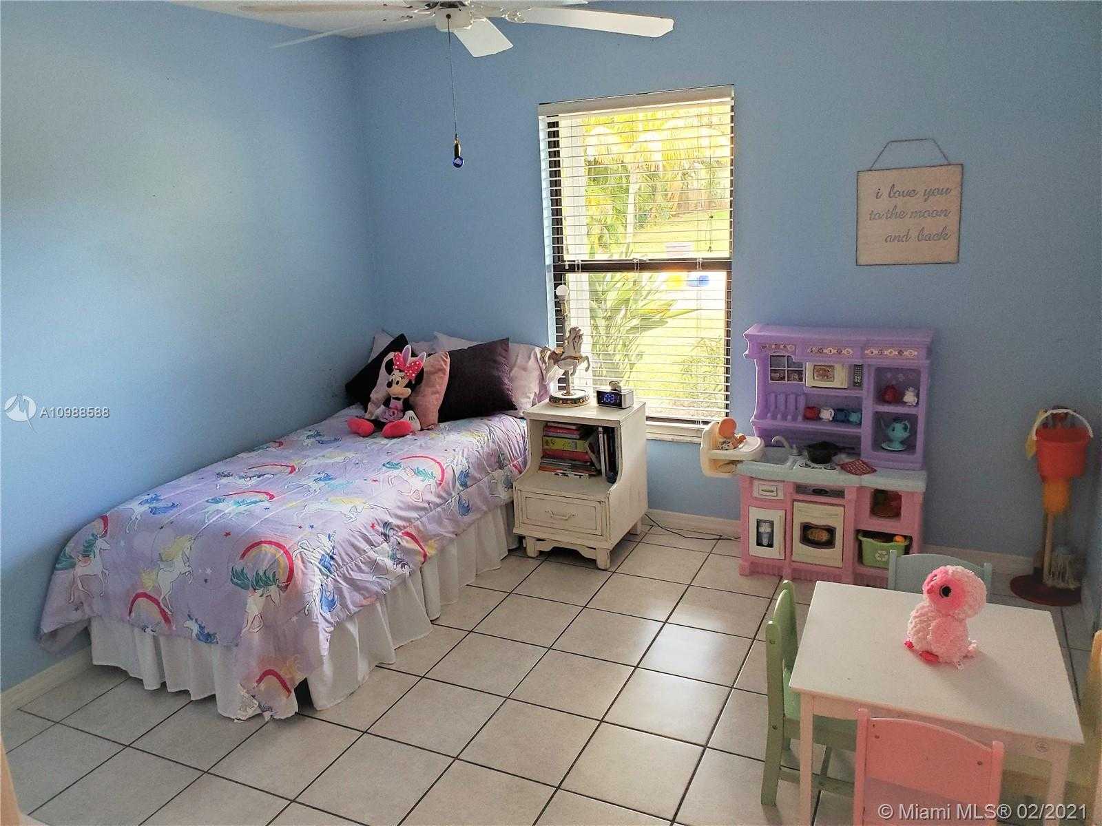 Small Image of 3726 SOUTH EAST MIDDLE ST, Stuart Number 27
