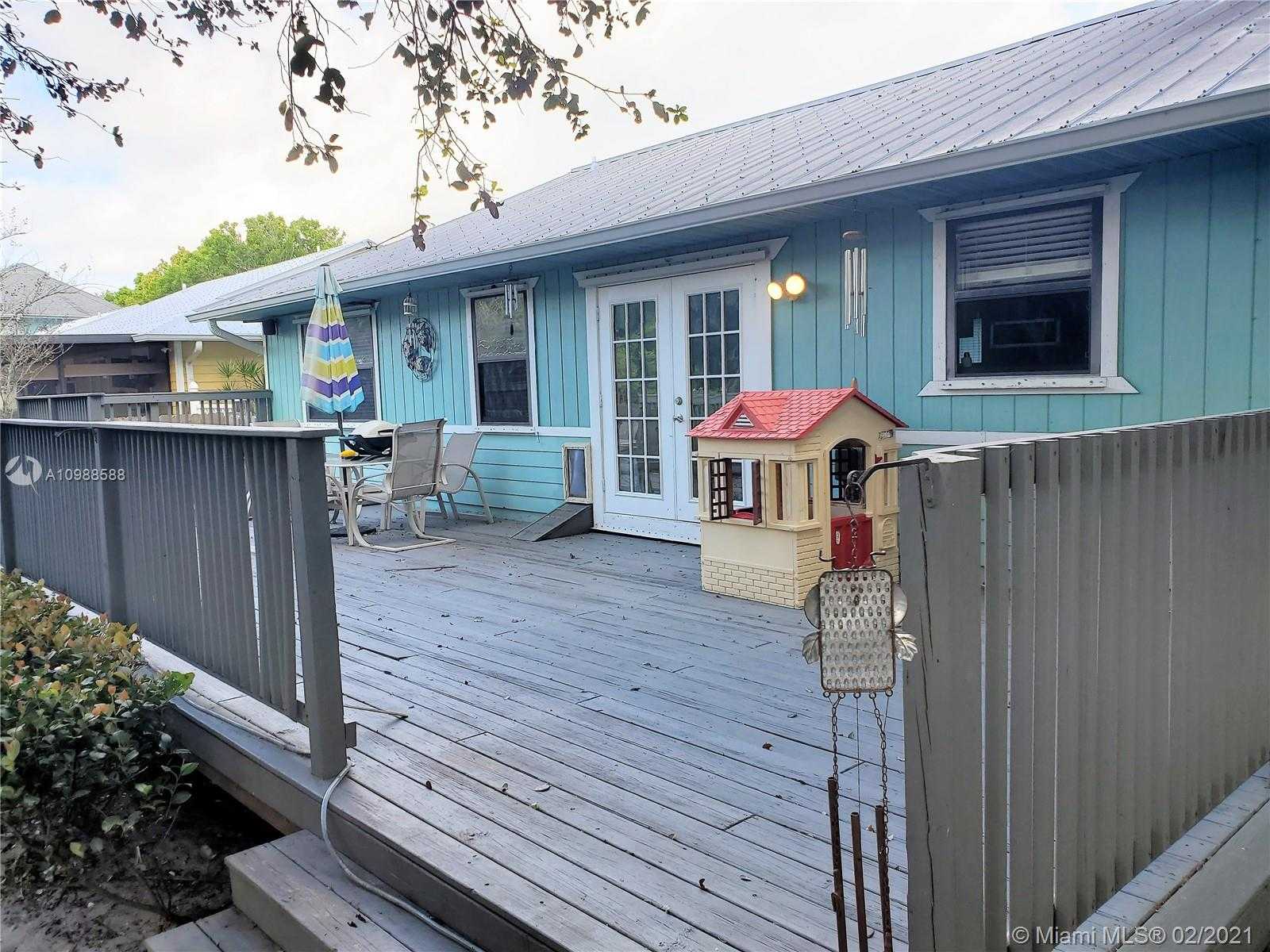 Small Image of 3726 SOUTH EAST MIDDLE ST, Stuart Number 36