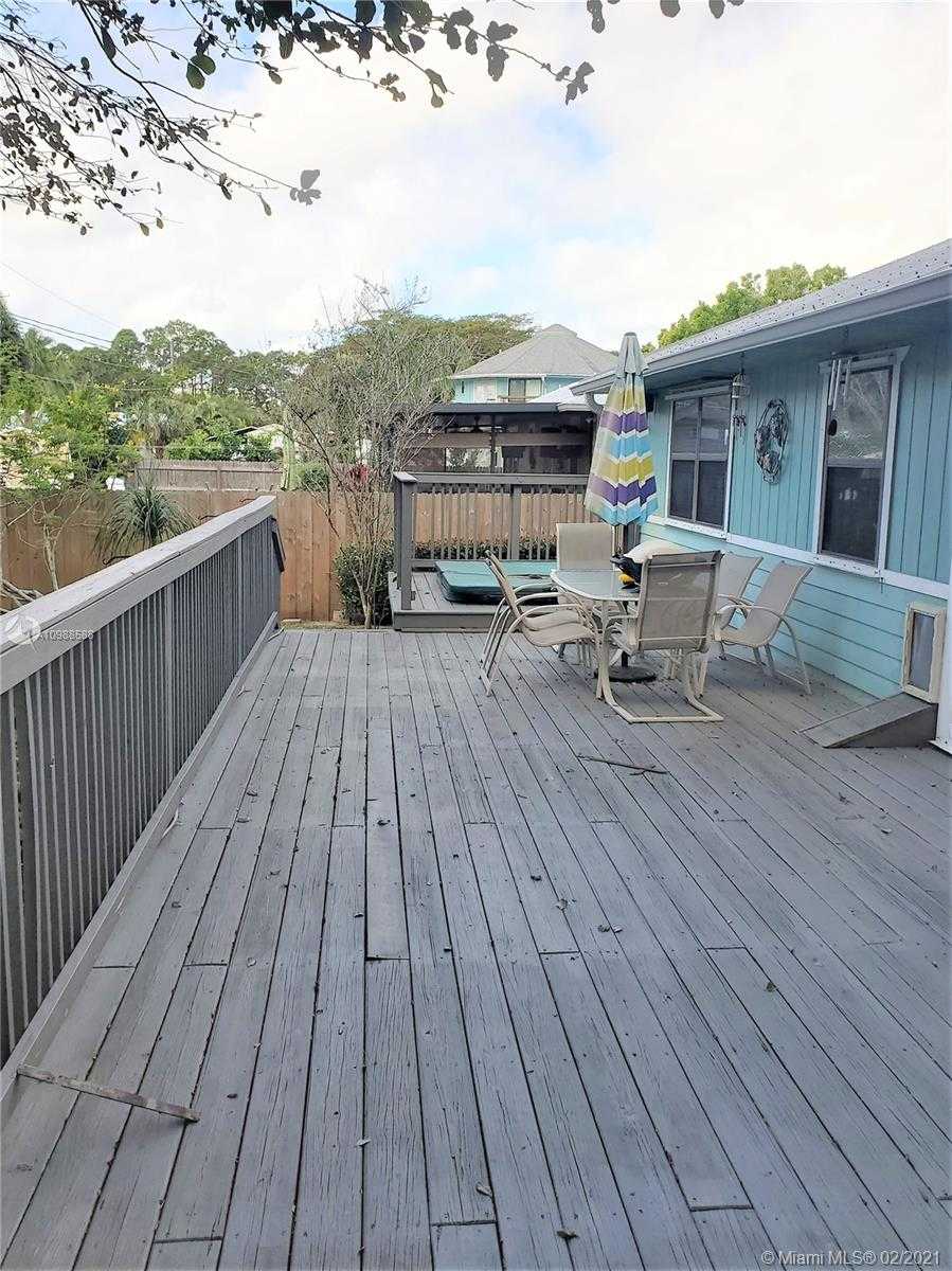 Small Image of 3726 SOUTH EAST MIDDLE ST, Stuart Number 37