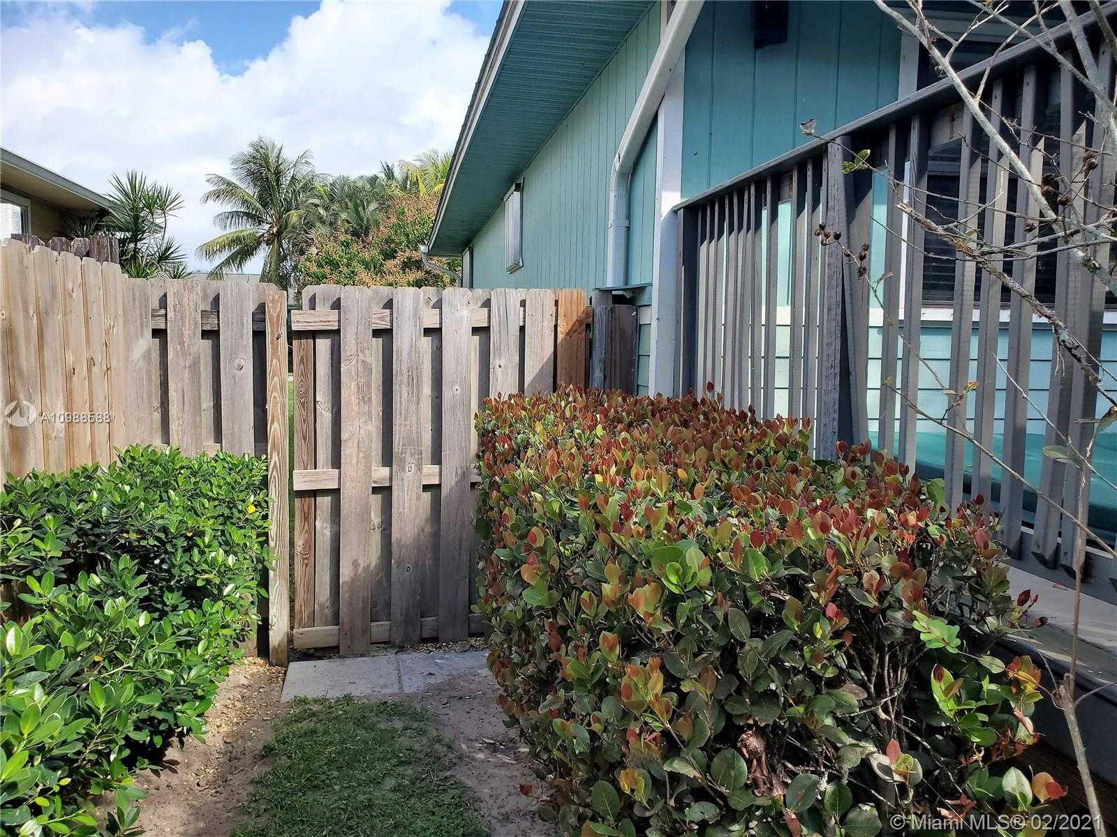 Small Image of 3726 SOUTH EAST MIDDLE ST, Stuart Number 40