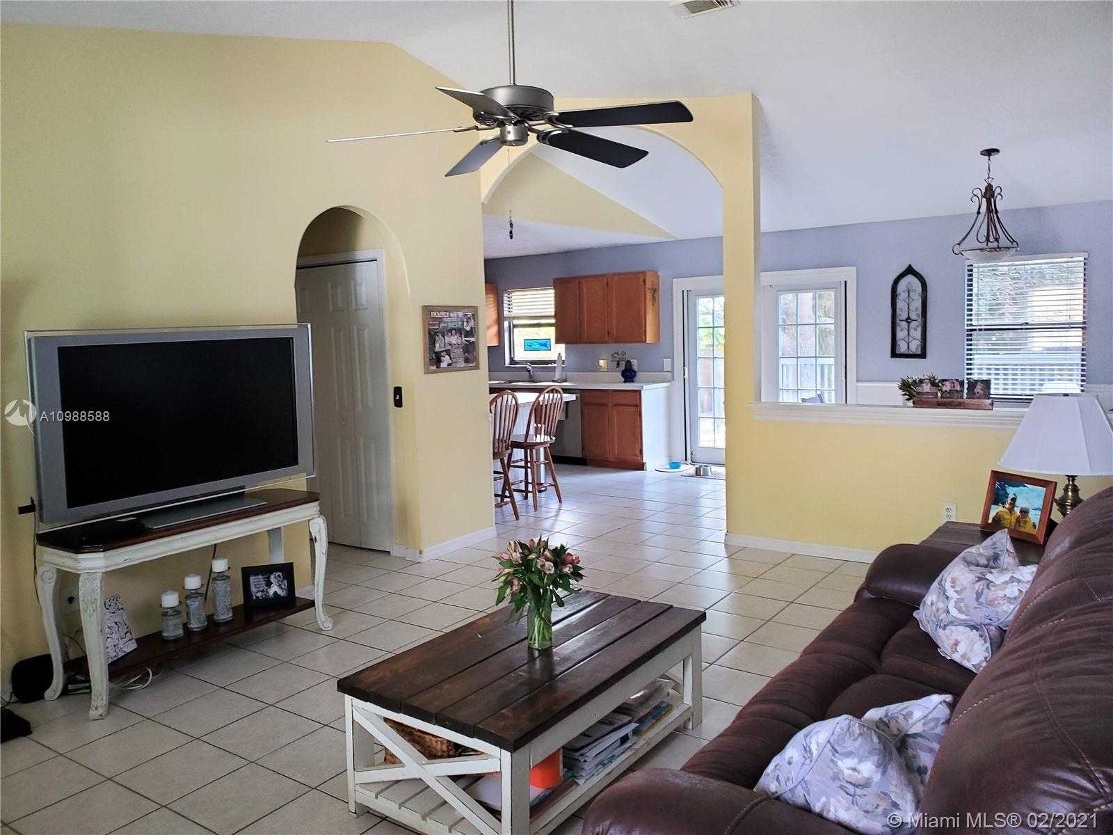 Small Image of 3726 SOUTH EAST MIDDLE ST, Stuart Number 5