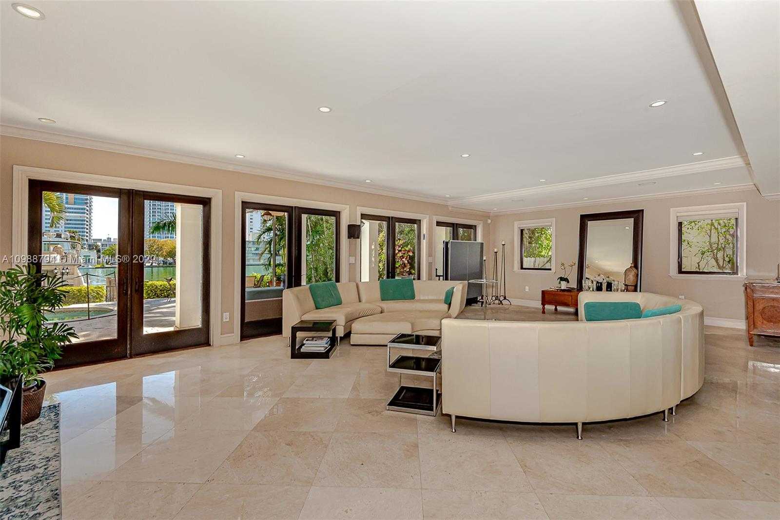 Small Image of 6535 ALLISON RD, Miami Beach Number 31