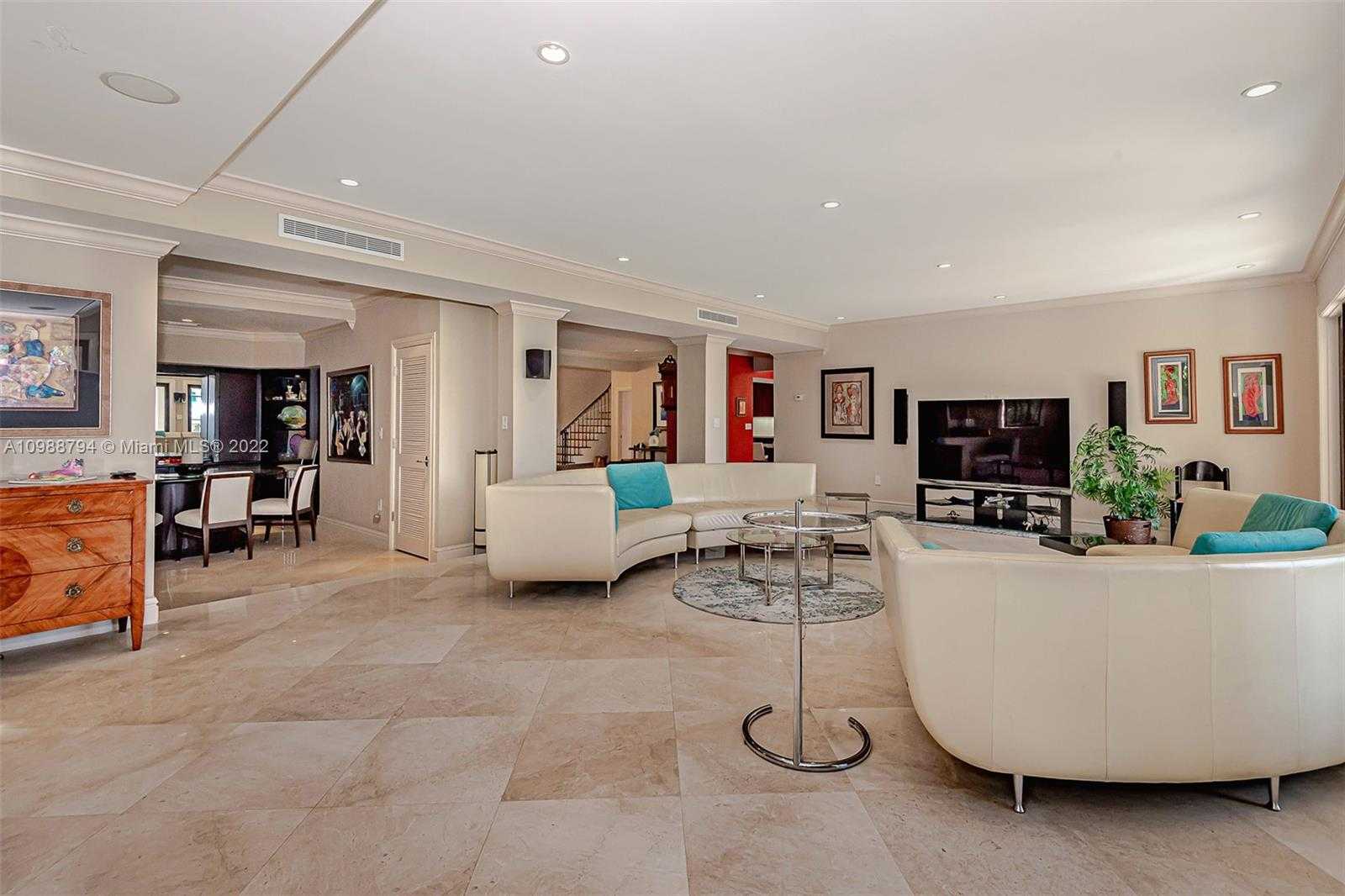 Small Image of 6535 ALLISON RD, Miami Beach Number 33
