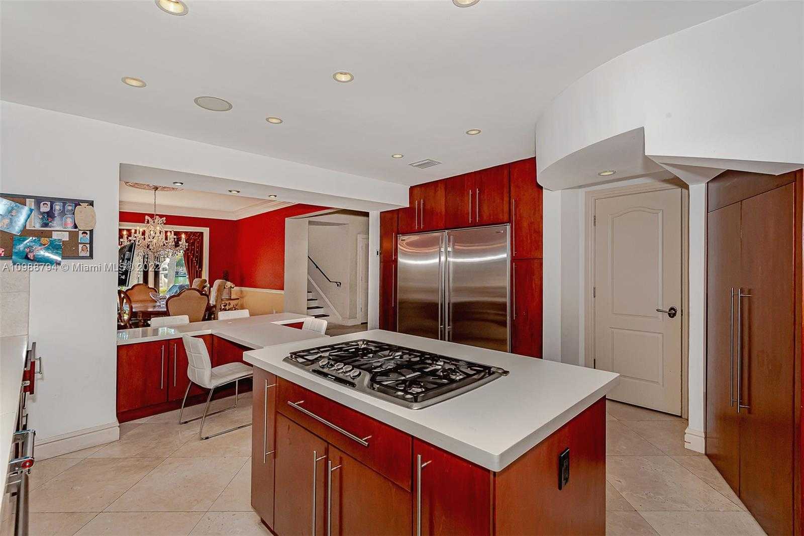 Small Image of 6535 ALLISON RD, Miami Beach Number 36