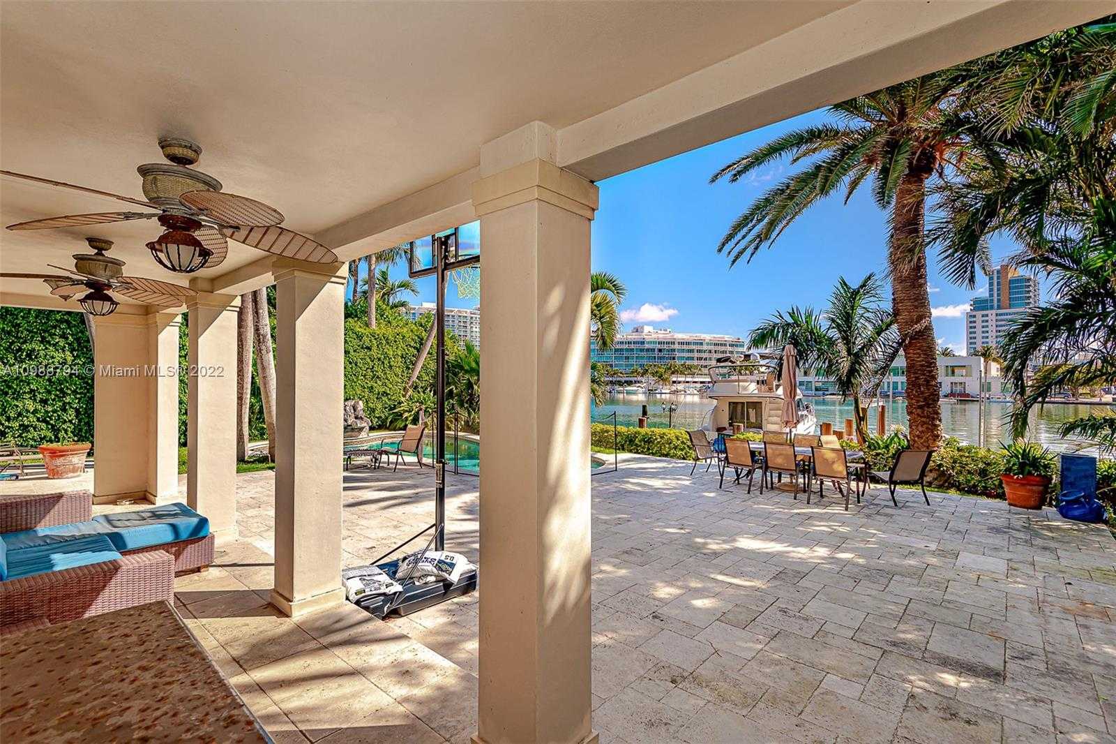 Small Image of 6535 ALLISON RD, Miami Beach Number 45