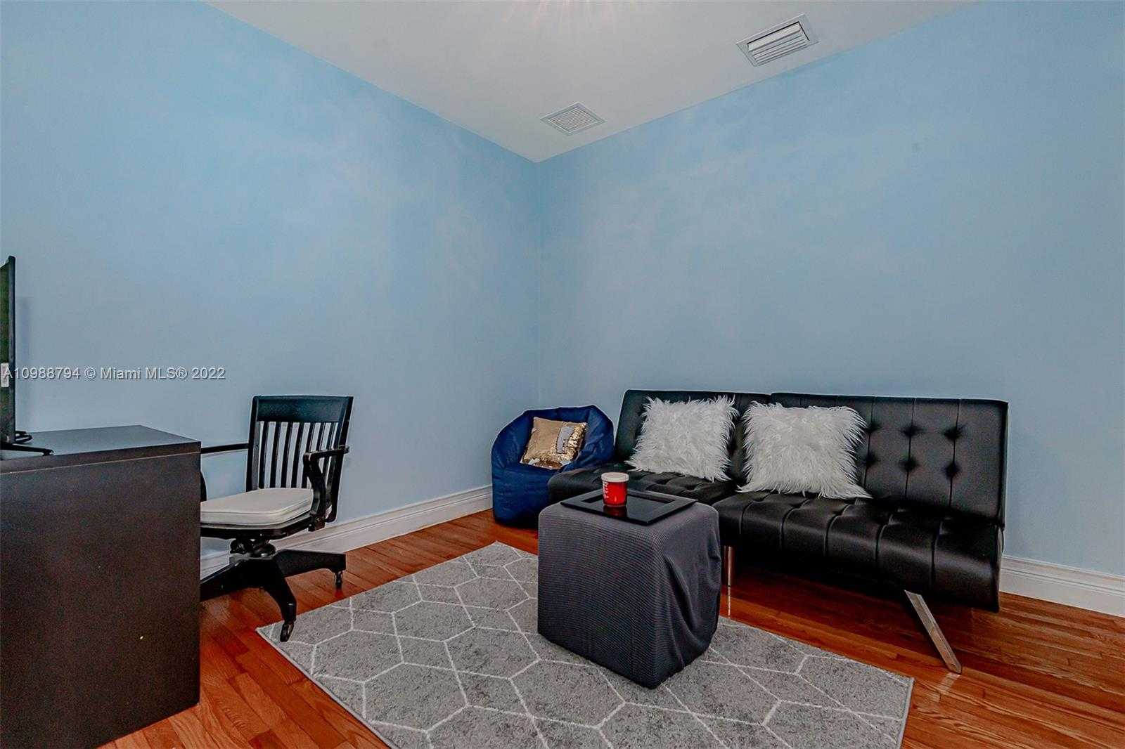 Small Image of 6535 ALLISON RD, Miami Beach Number 50