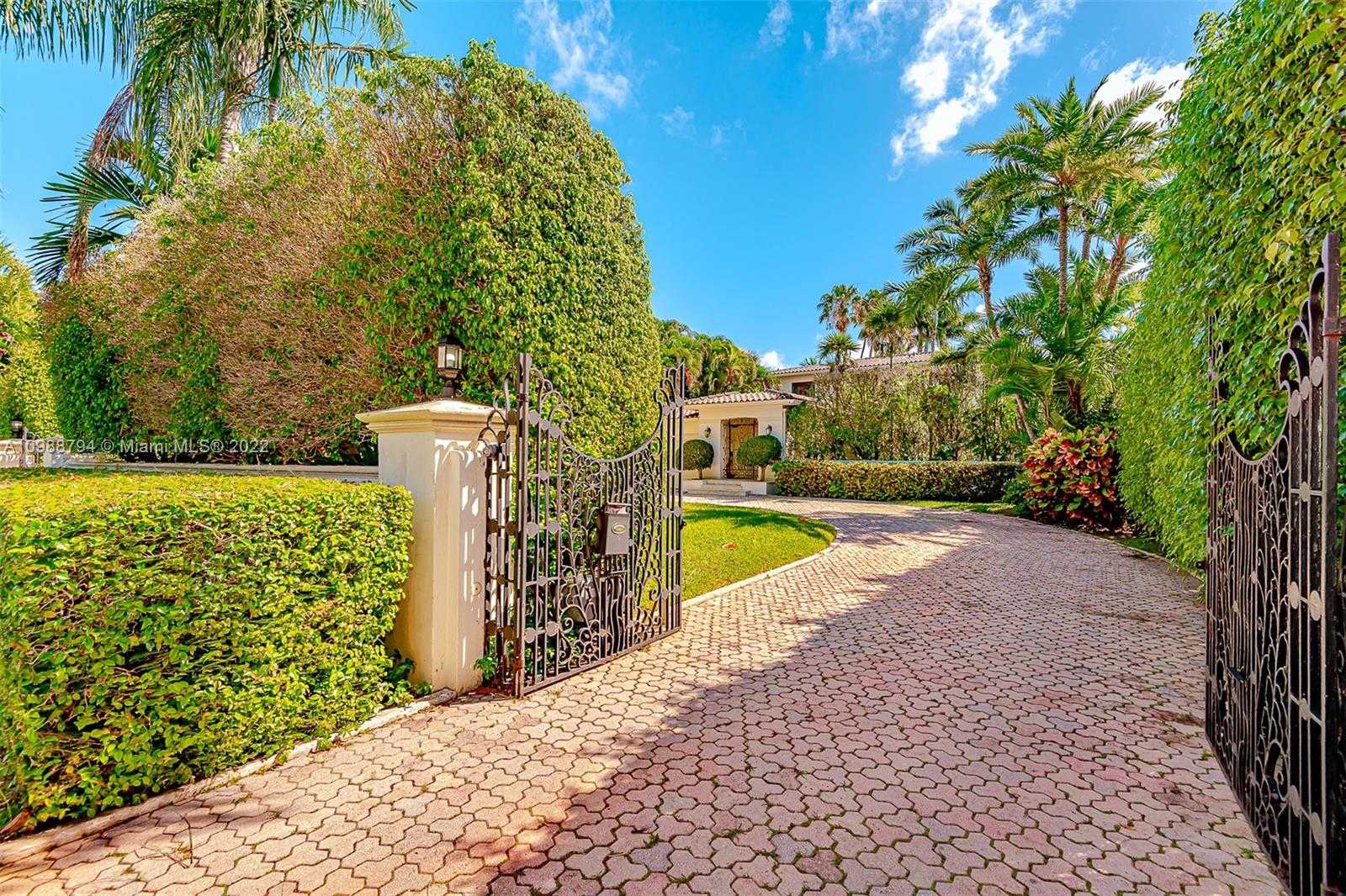 Small Image of 6535 ALLISON RD, Miami Beach Number 55