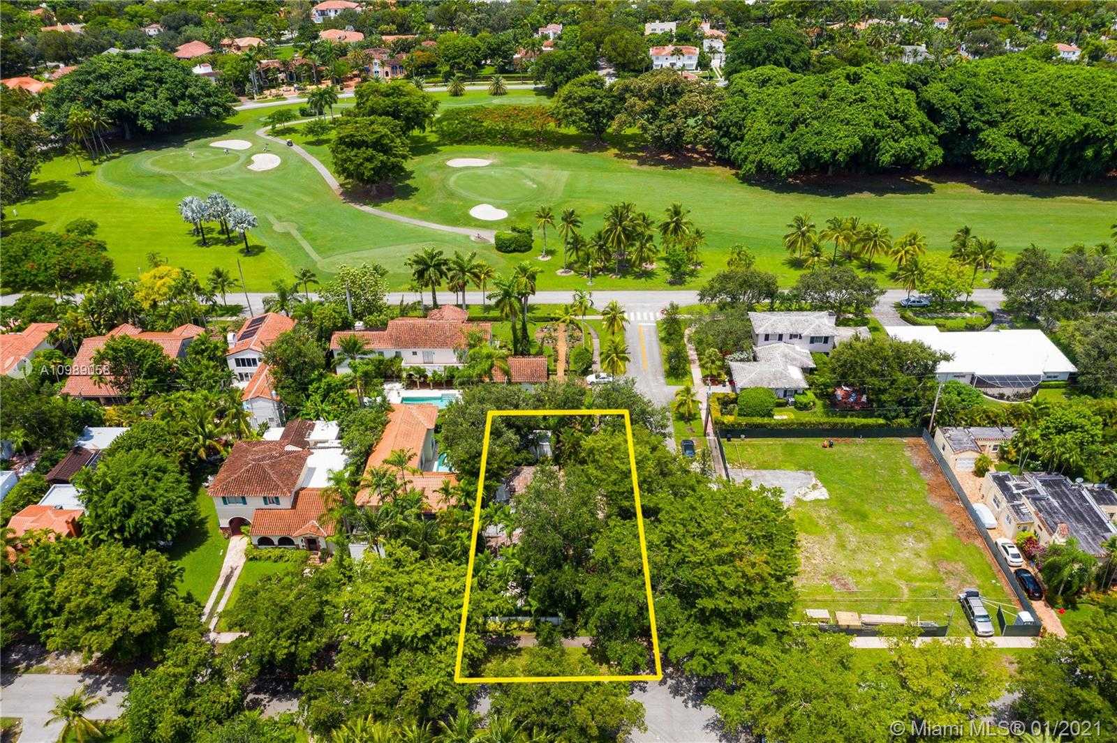 Small Image of 1301 ASTURIA AVE, Coral Gables Number 10