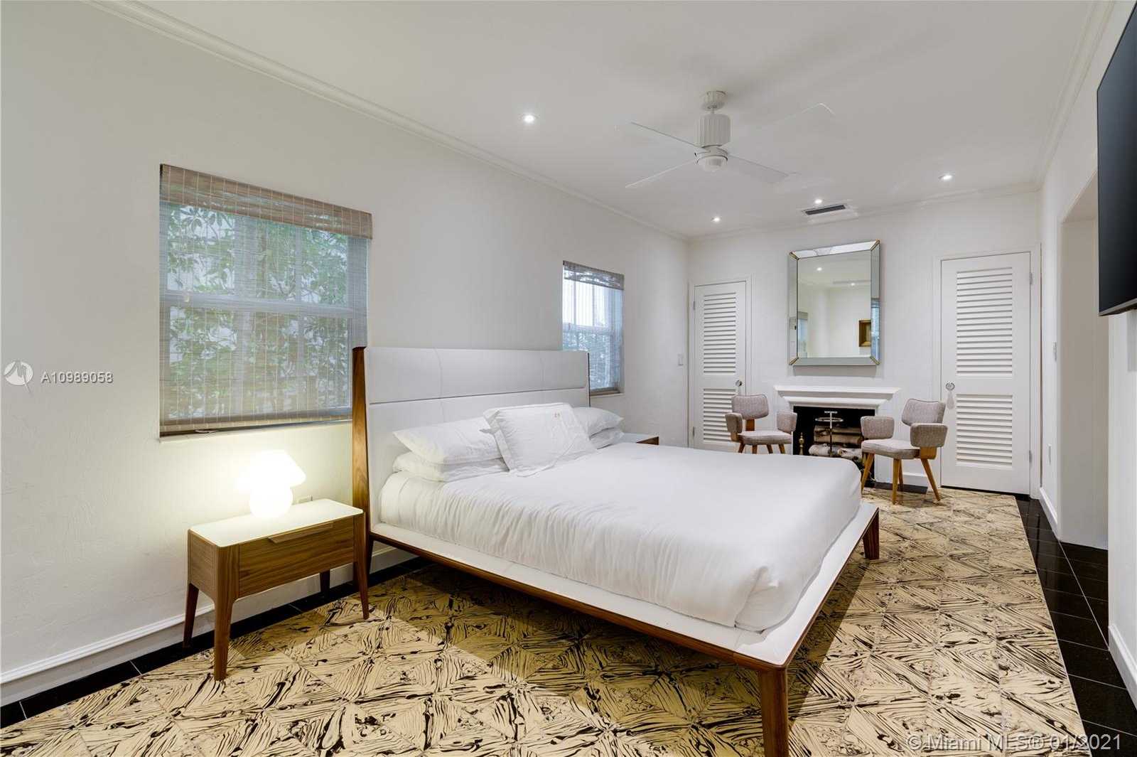 Small Image of 1301 ASTURIA AVE, Coral Gables Number 21