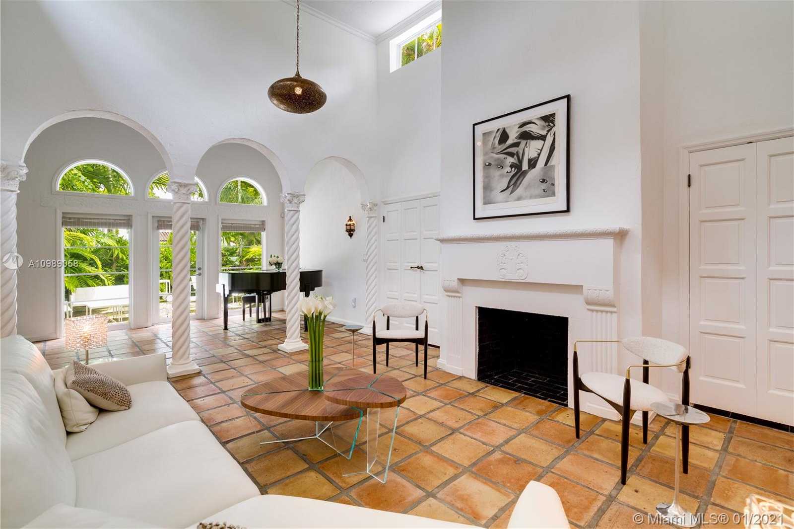 Small Image of 1301 ASTURIA AVE, Coral Gables Number 3