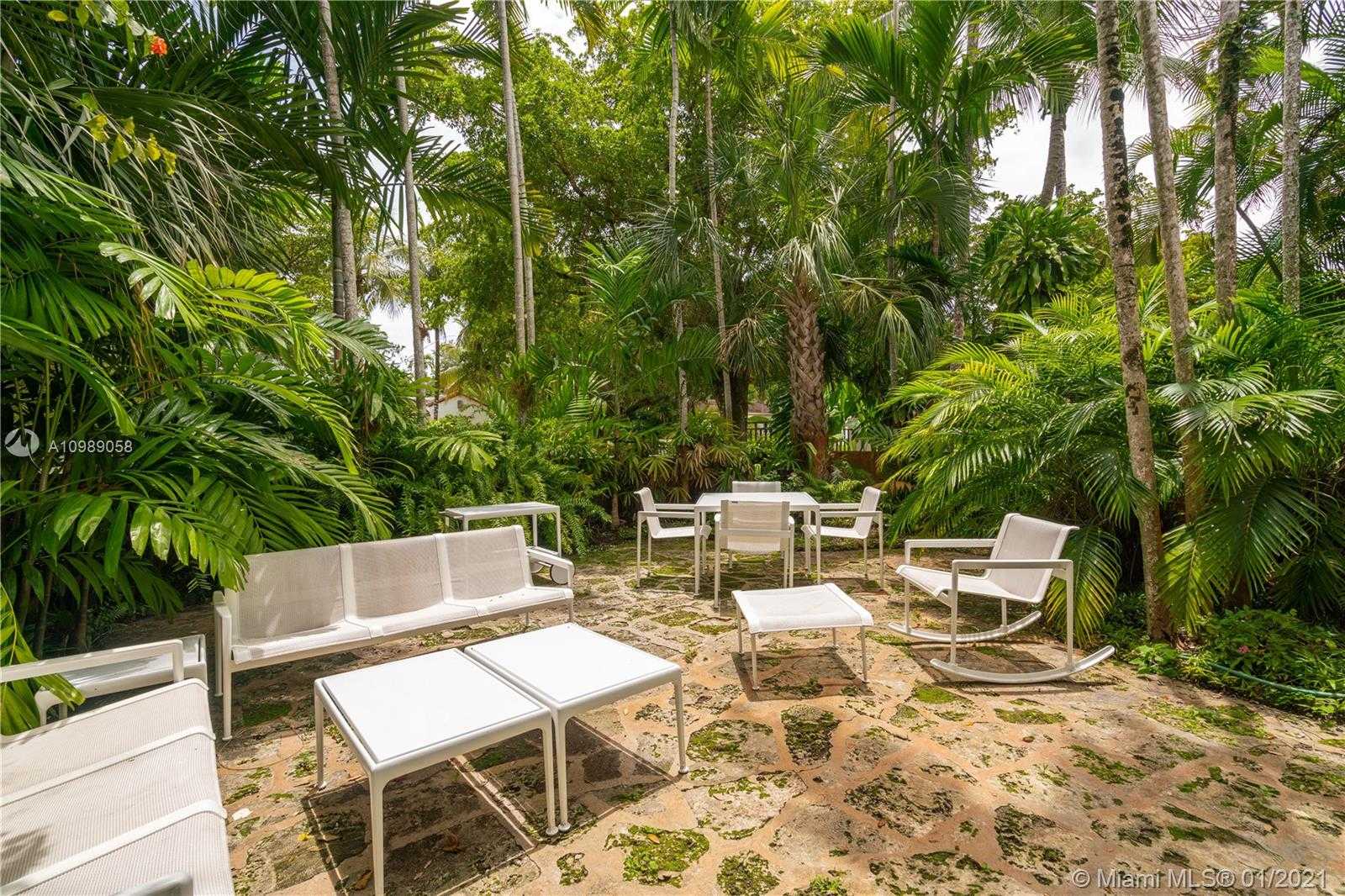 Small Image of 1301 ASTURIA AVE, Coral Gables Number 8