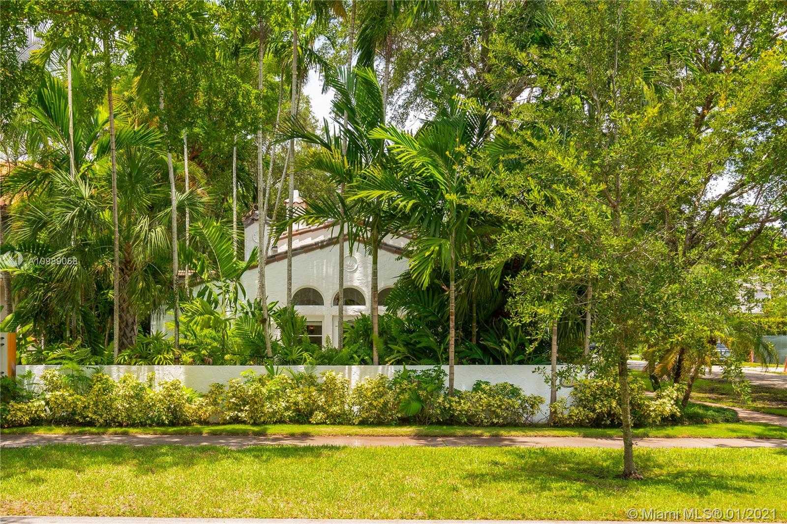 Small Image of 1301 ASTURIA AVE, Coral Gables Number 9