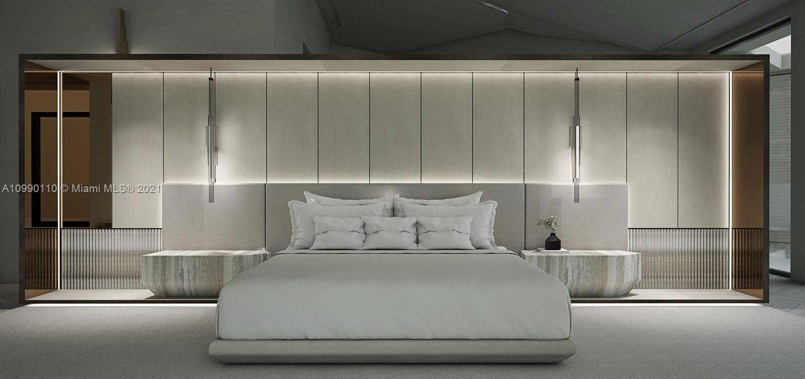 Small Image of 4647 PINE TREE DR, Miami Beach Number 10