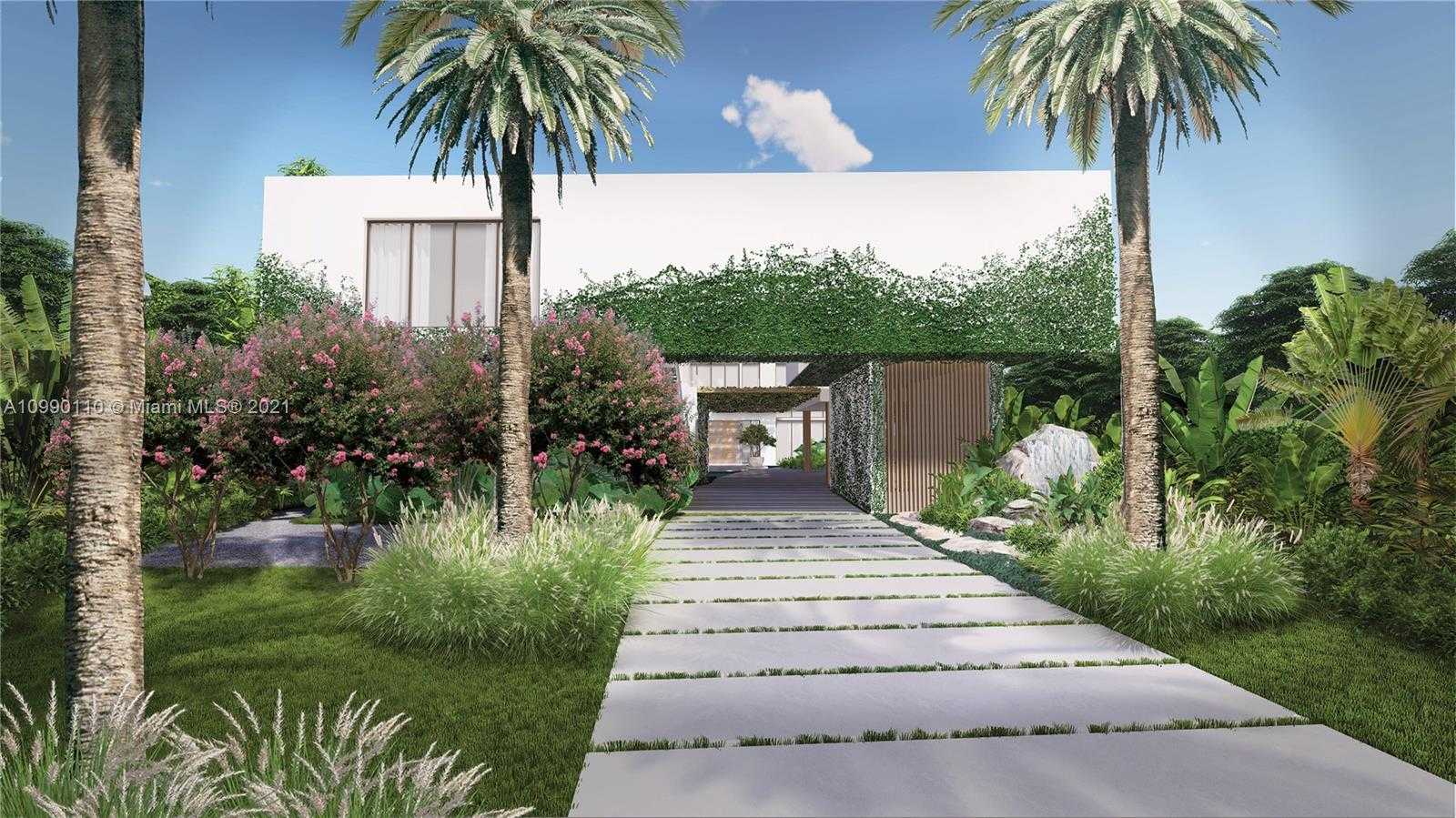 Small Image of 4647 PINE TREE DR, Miami Beach Number 2