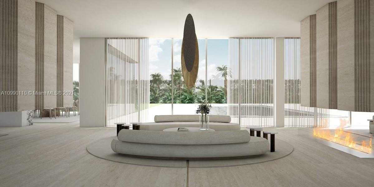 Small Image of 4647 PINE TREE DR, Miami Beach Number 3