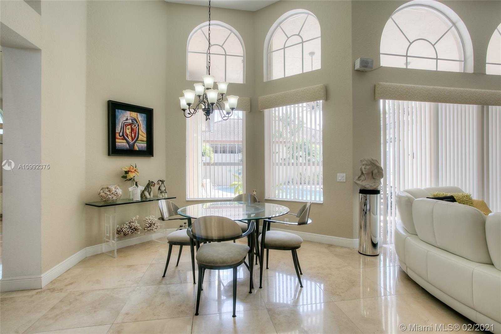 Small Image of 1011 SOUTH WEST 156TH AVE, Pembroke Pines Number 11