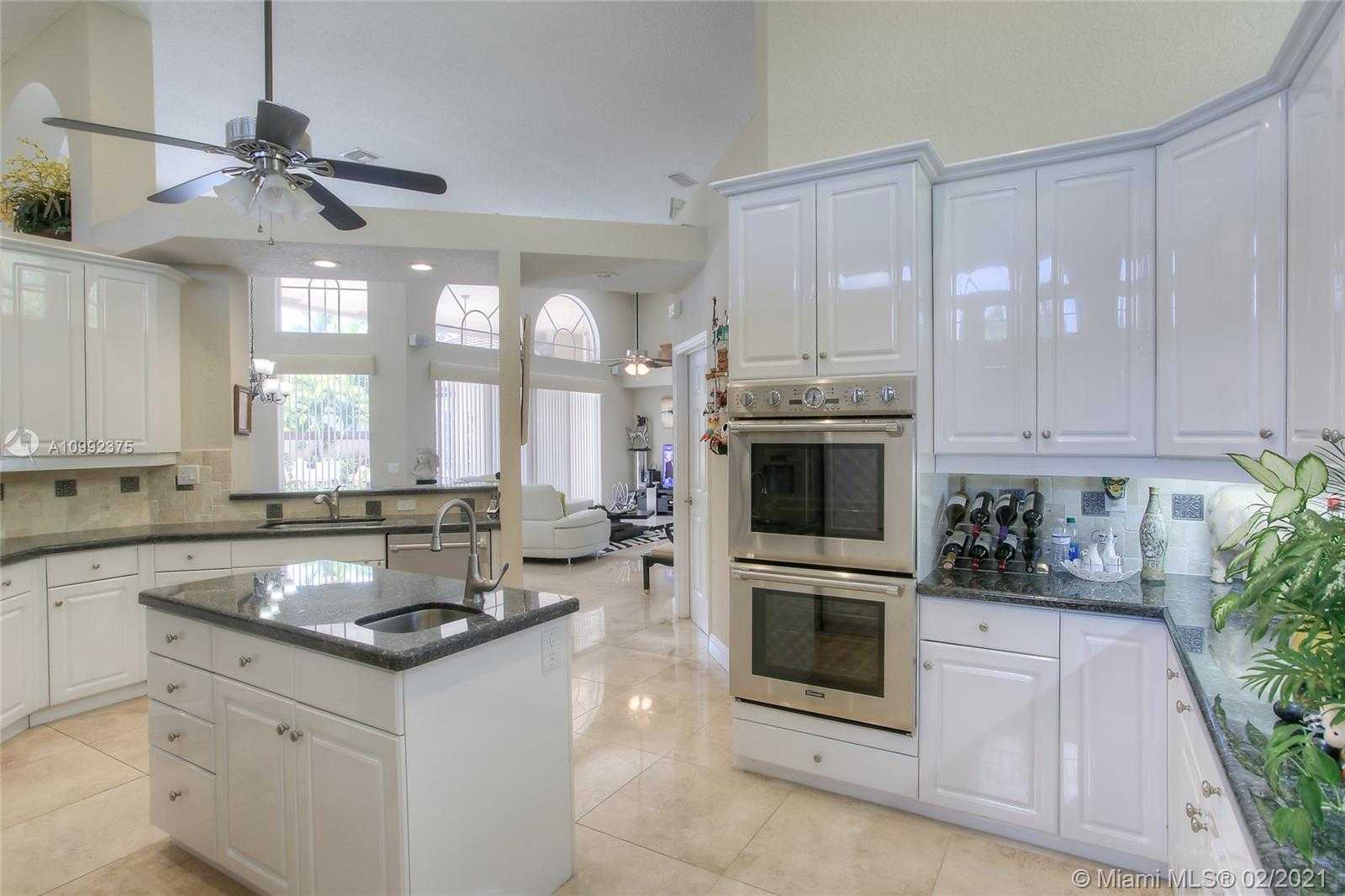 Small Image of 1011 SOUTH WEST 156TH AVE, Pembroke Pines Number 13