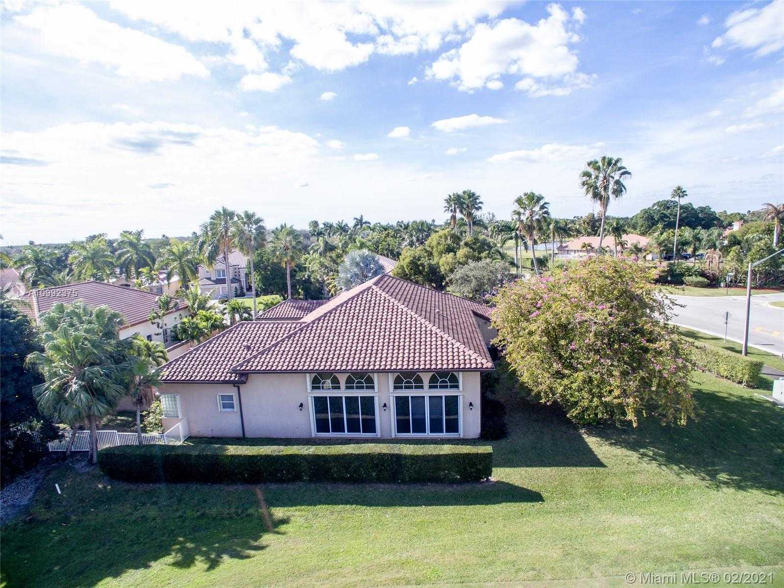 Small Image of 1011 SOUTH WEST 156TH AVE, Pembroke Pines Number 23