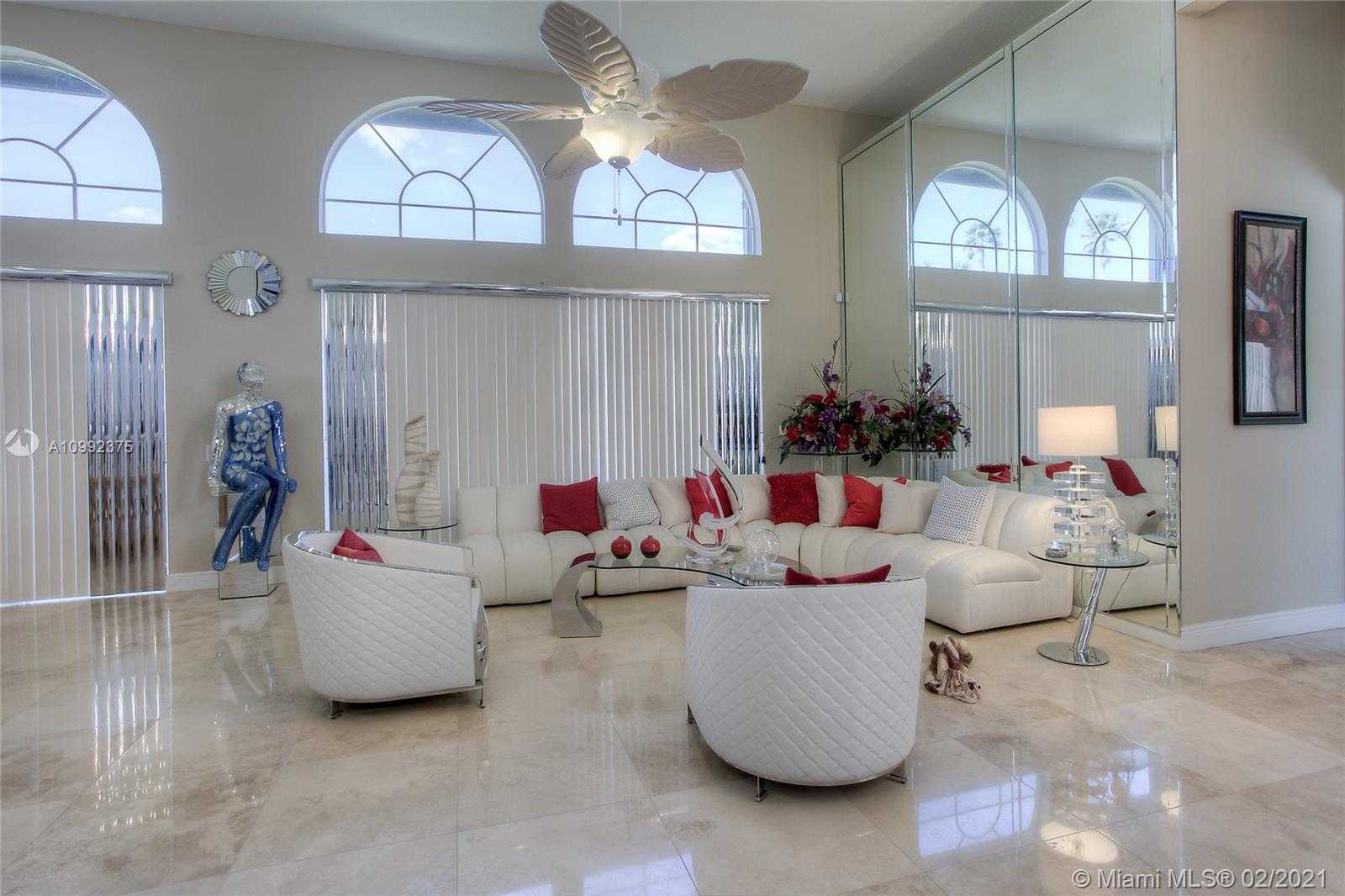 Small Image of 1011 SOUTH WEST 156TH AVE, Pembroke Pines Number 8
