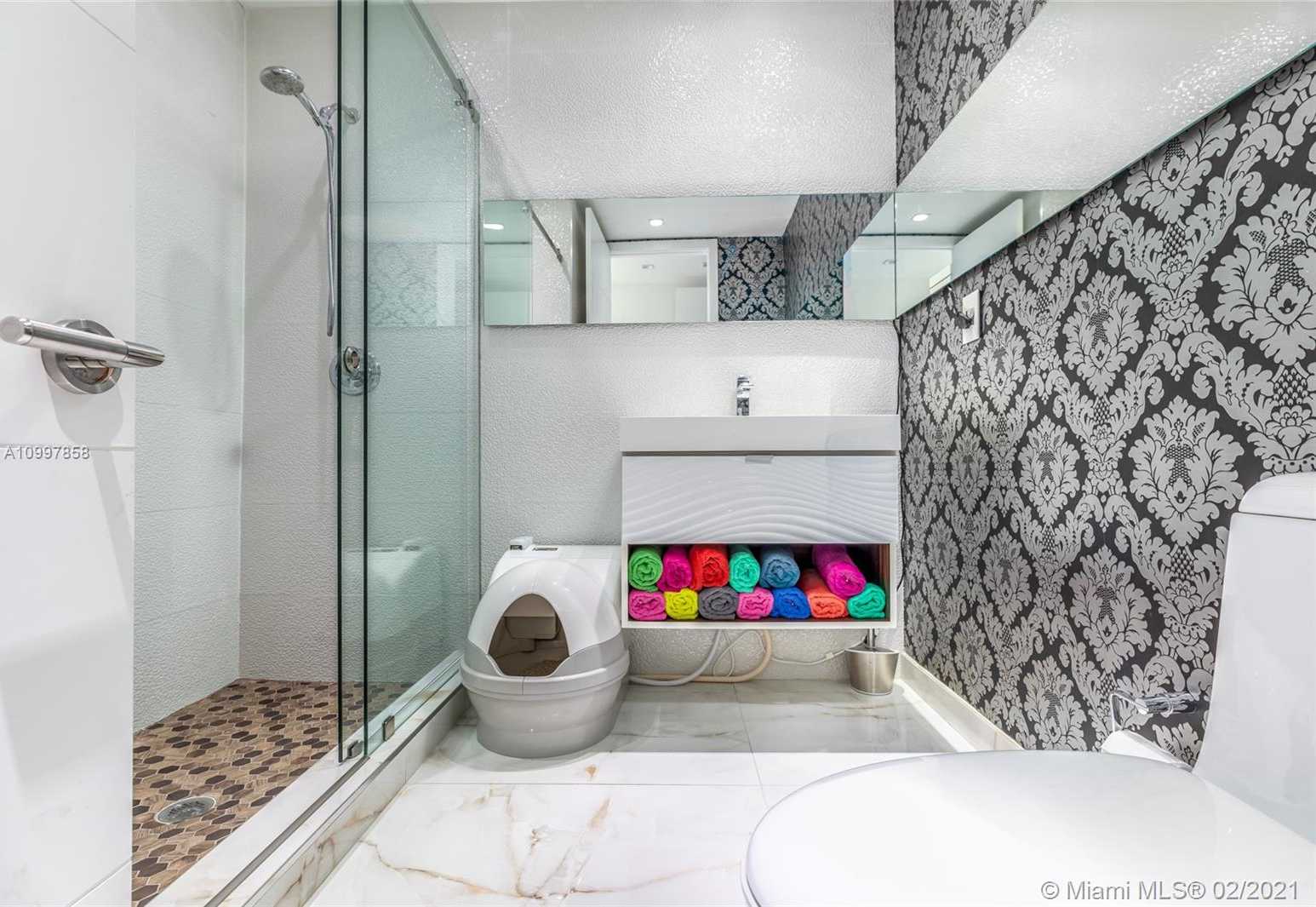 Small Image of 20745 NORTH EAST 32ND PL, Aventura Number 11